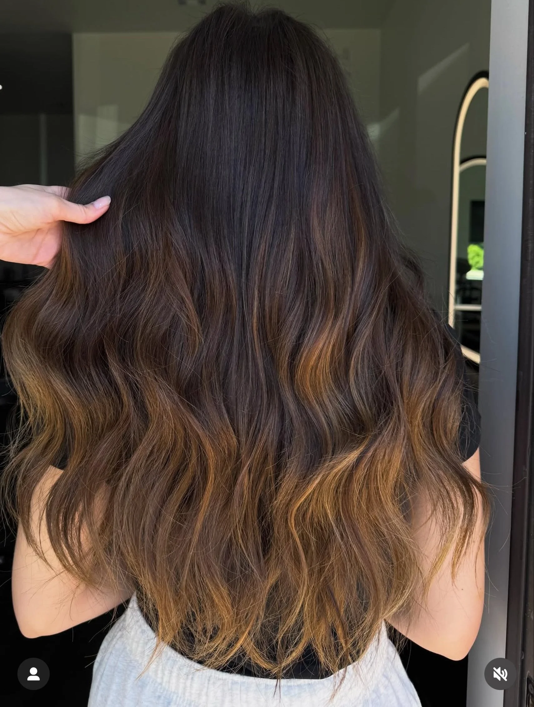 precision install + intentional at home care = your hair actually gets HEALTHIER with extensions. That&rsquo;s why finding the right stylist matters, book with one of ours today! 🖤

SEO: Tulsa Hair Salon | Claremore Hair Salon | Tulsa Extension Styl