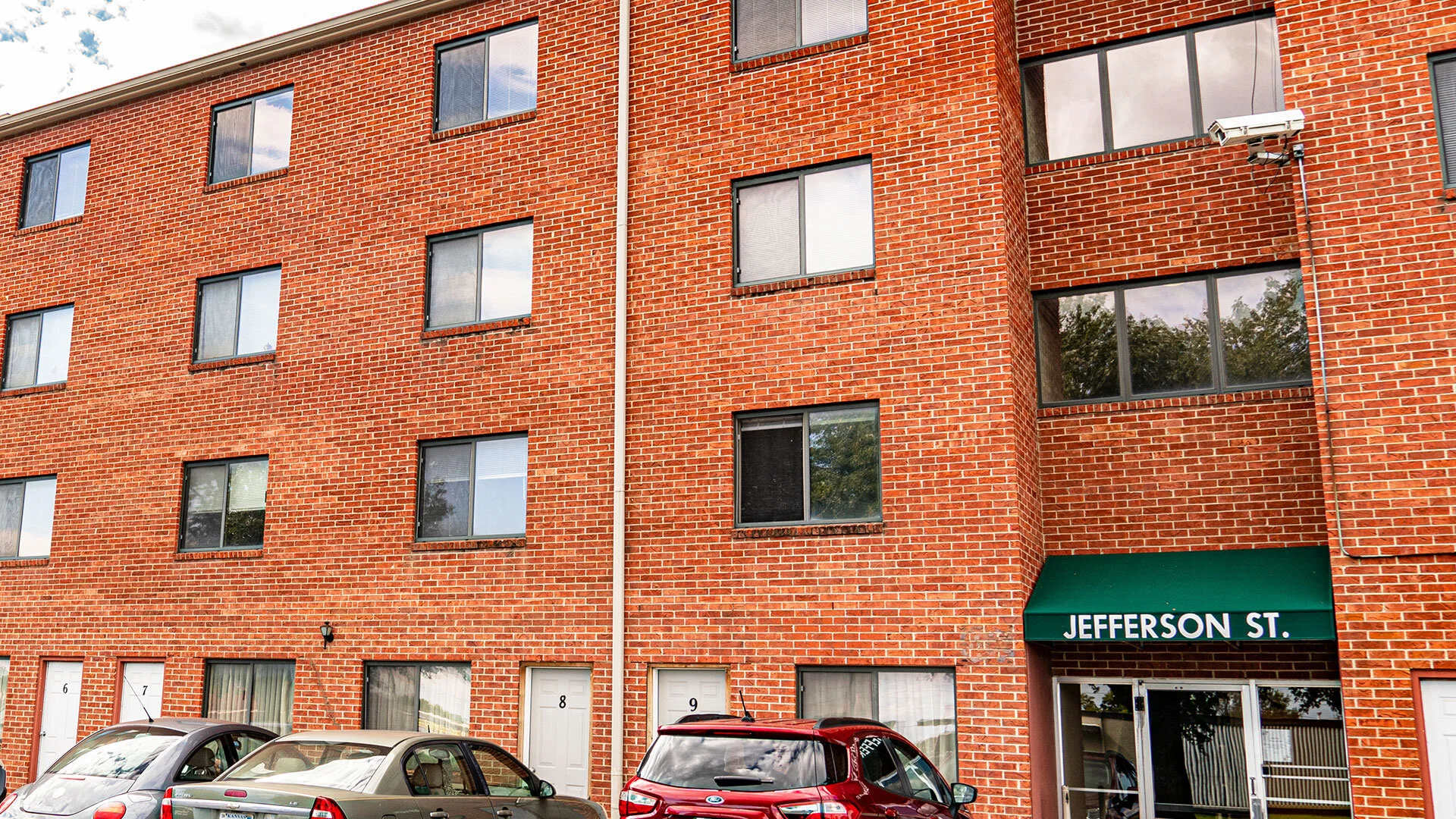 About Us — Jefferson Street Apartments