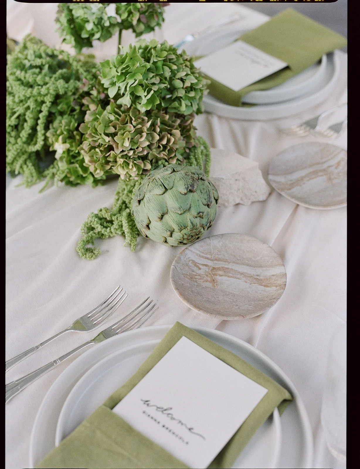 arnete + drew, a few favorites. 

captured by: @alixann_loosle_photography 
planning + design: @hostedby.co
photo: @alixann_loosle_photography
venue: @thegriffinhouse
stationer: @hensel___studio
florals: @brierandivy
beauty: @thewildeflower.co
cateri