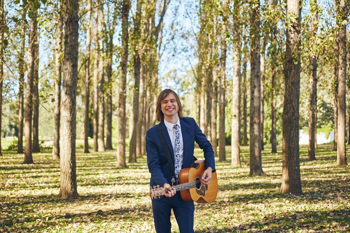 Live Music | Mark Wells
