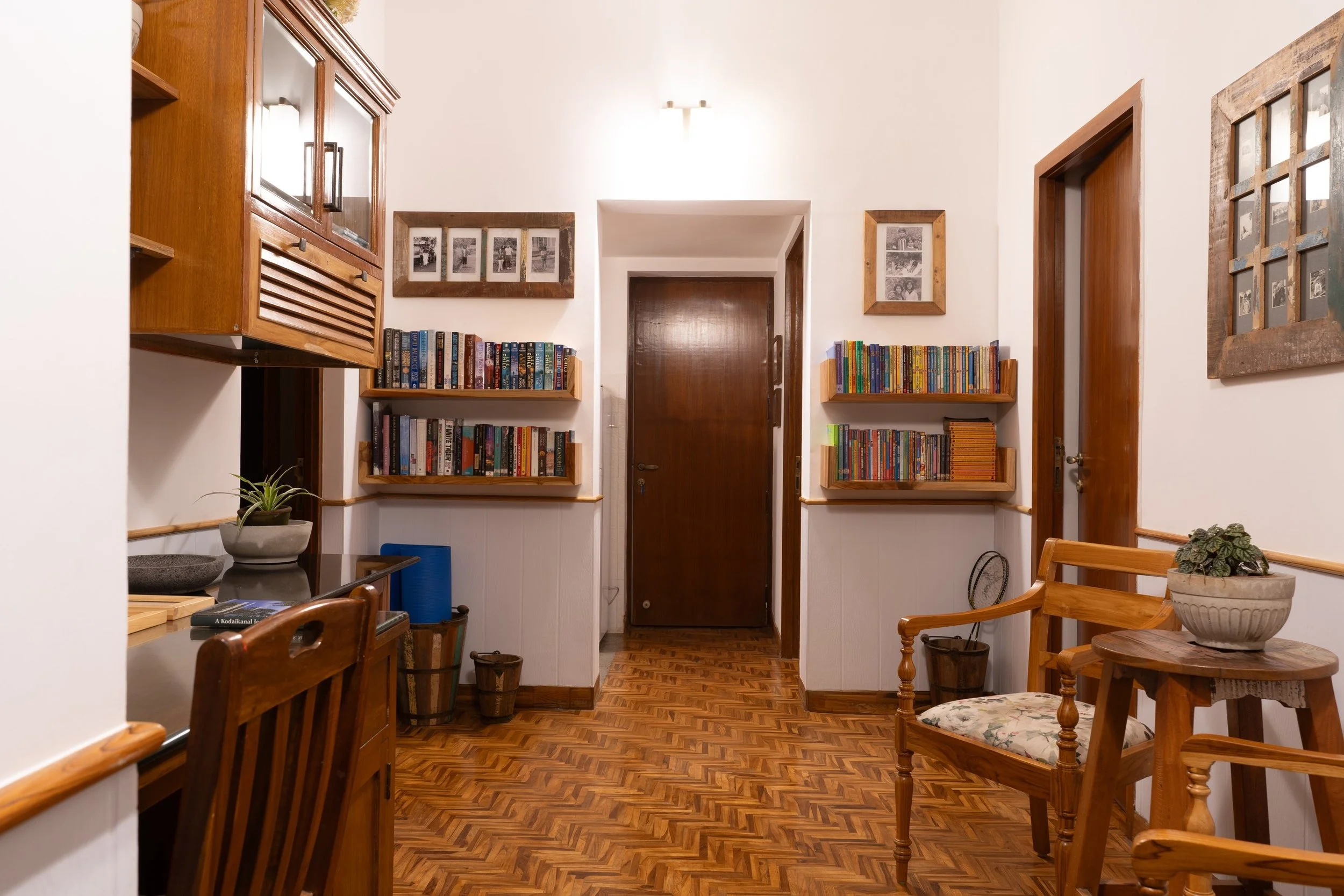 south-study-wide-01.jpg