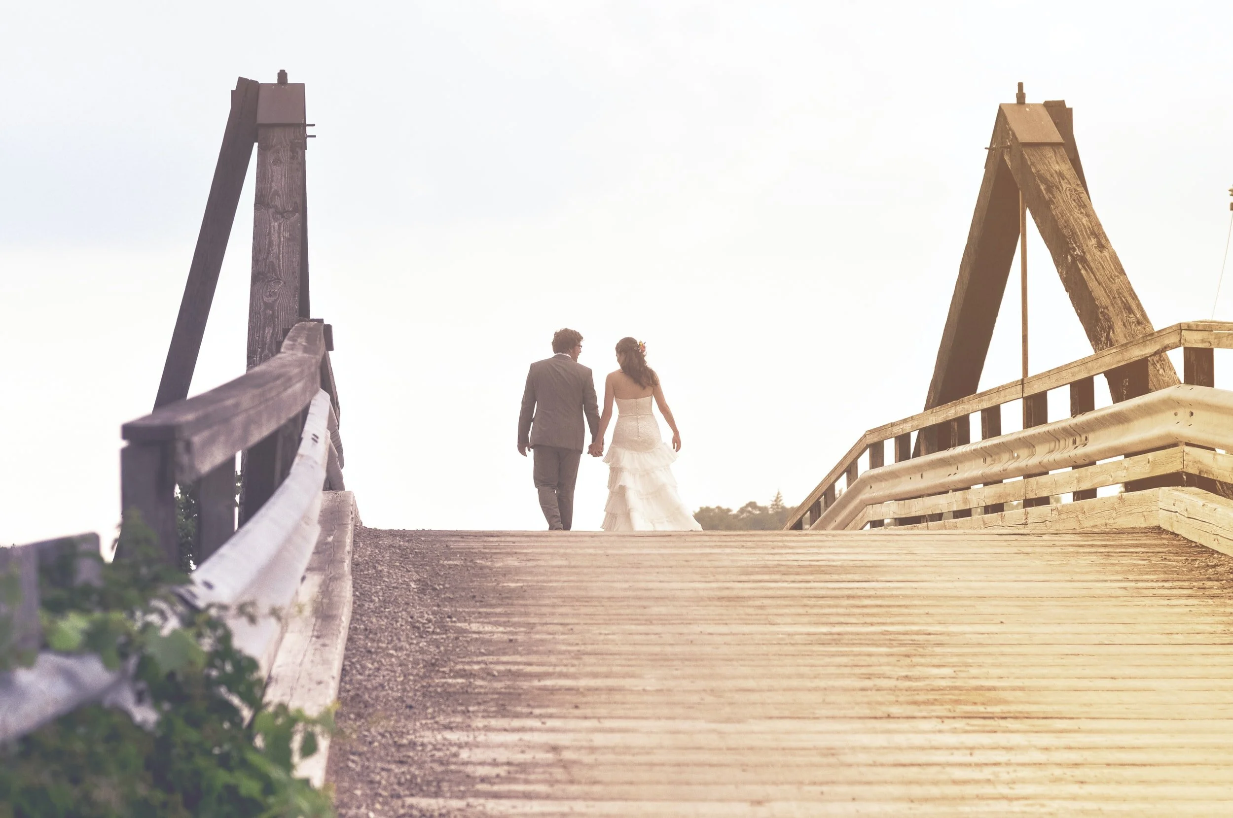        HOW TO BUILD A BRIDGE OF LOVE                                     TO YOUR WIFE