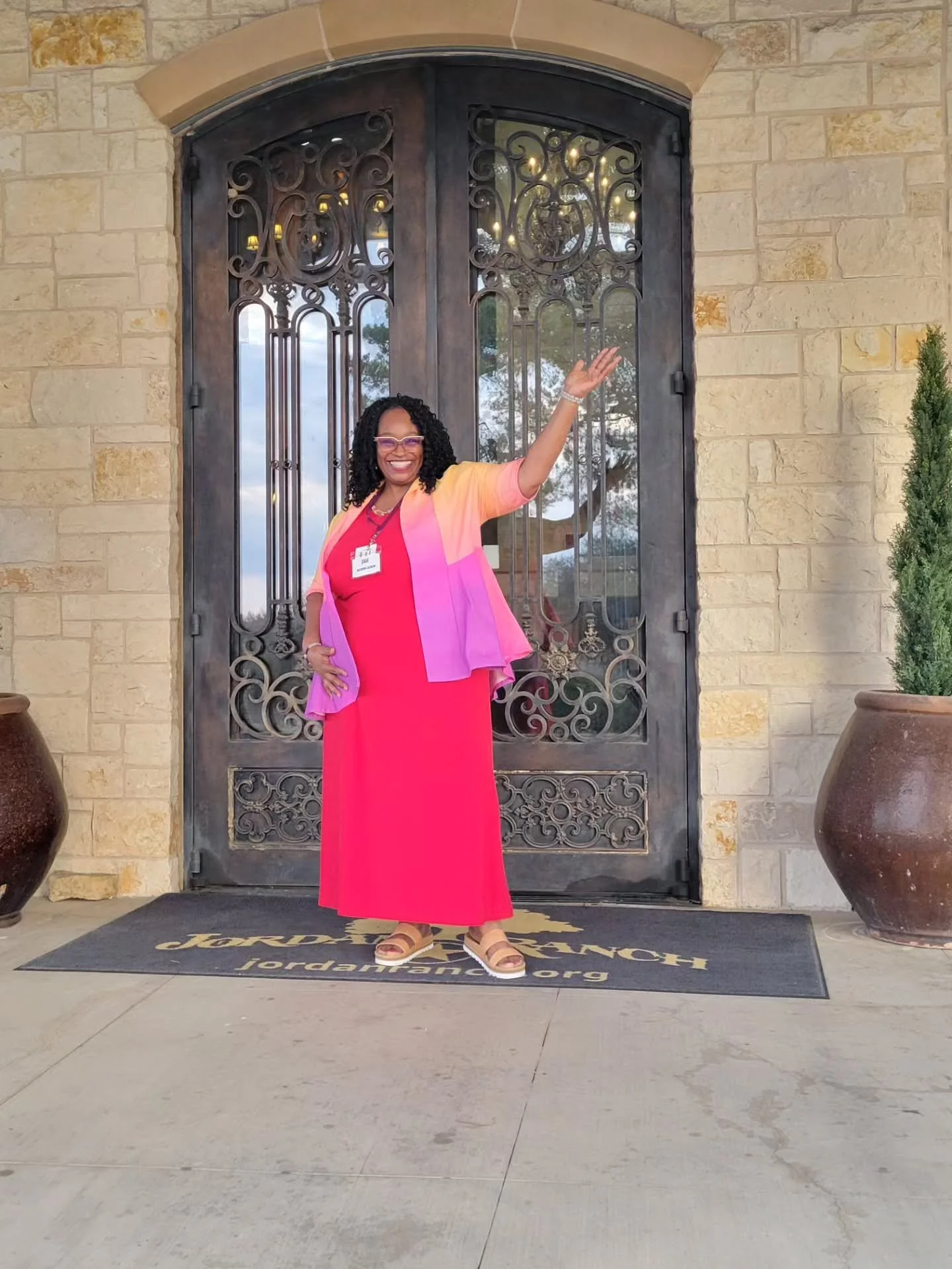 First Day of the 2026 #luxurysewingretreat 💓💓. Wearing @montoyamayo Tory Wrap Coat. I wear this jacket quite often and ALWAYS get compliments on the Jacket and the fabric. Fabric is actually one of my designs available on @spoonflower 💜💜, visit m