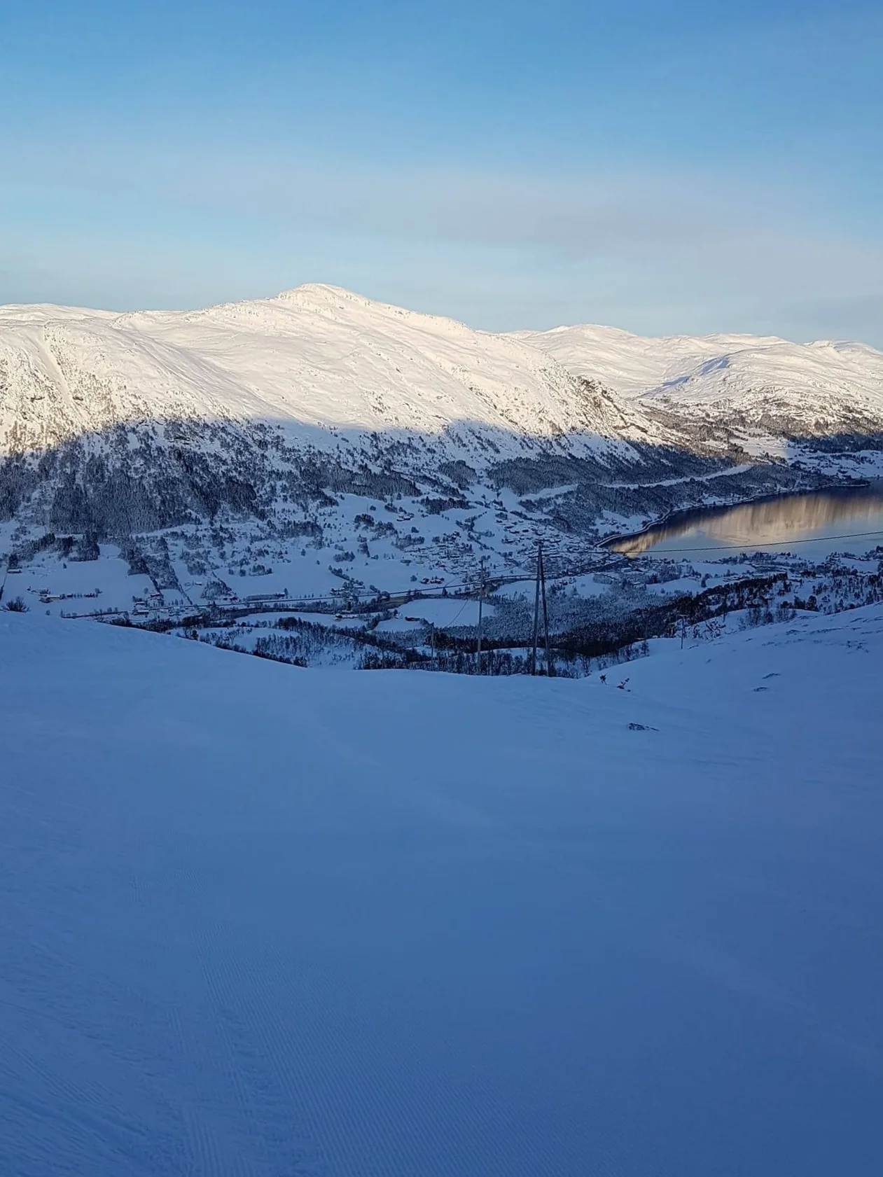 14. desember - stadig flotte forhold i Jølster