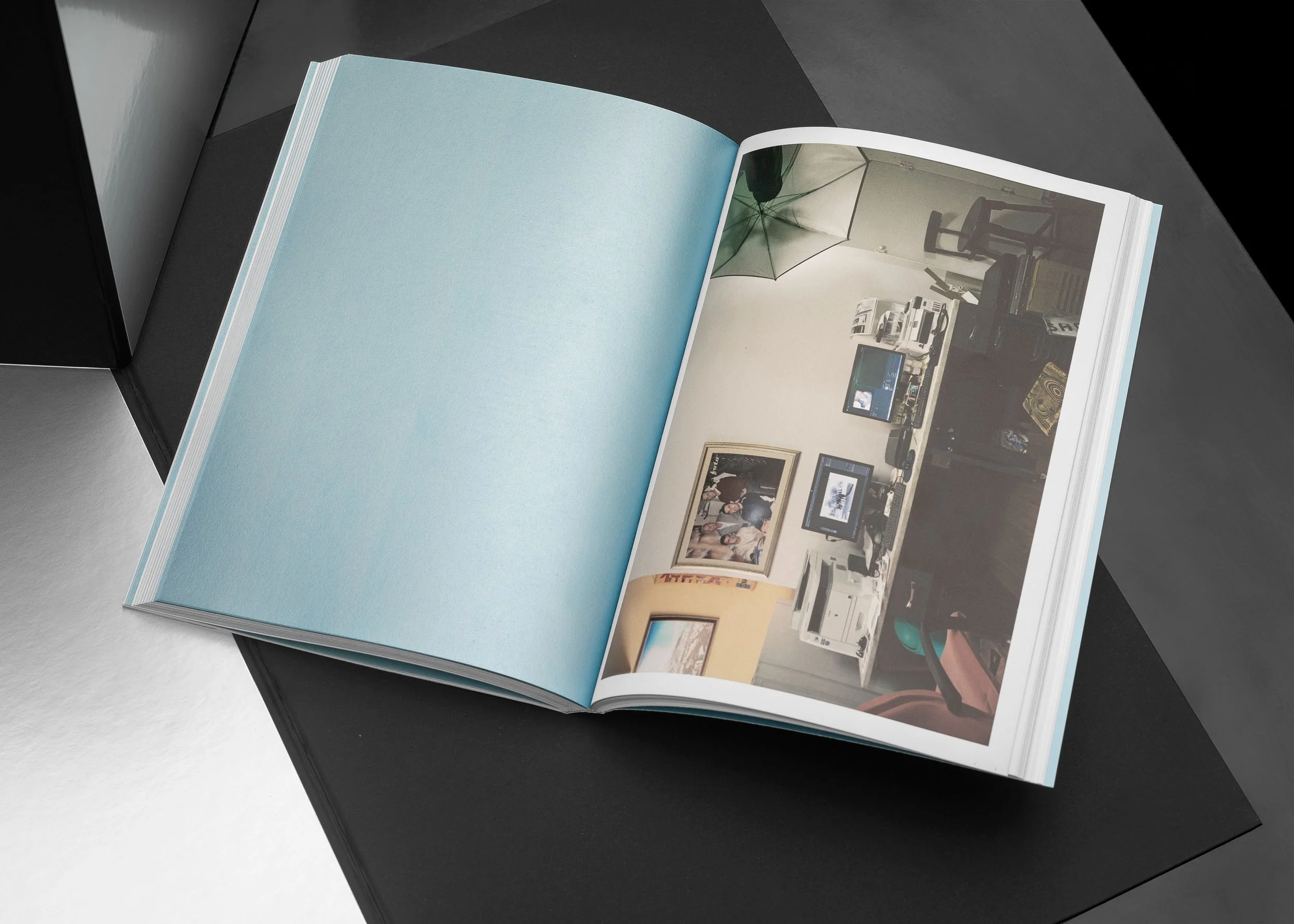 Barbon_Books_2022_DAILY_04.jpg