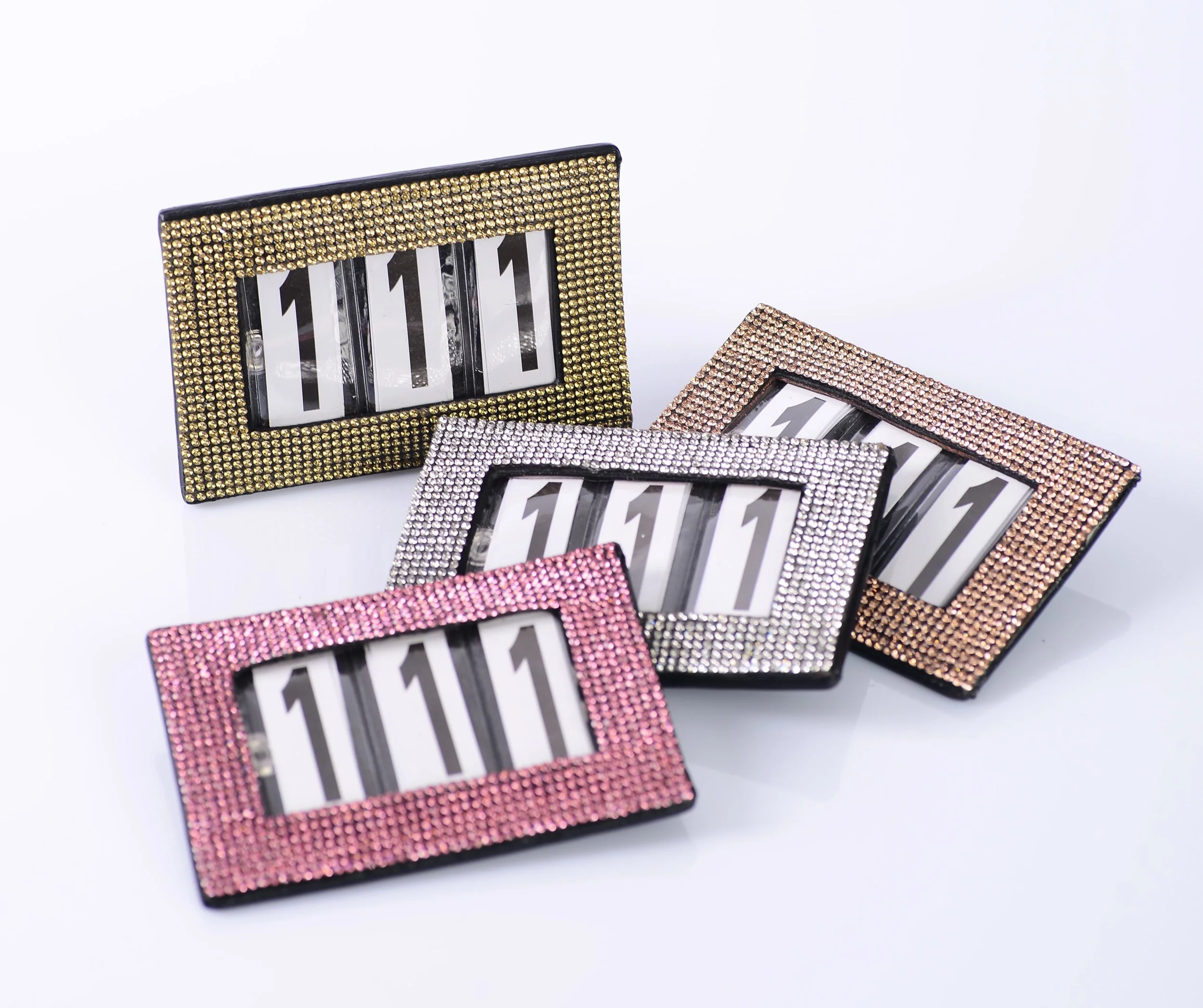 Number holder crystal