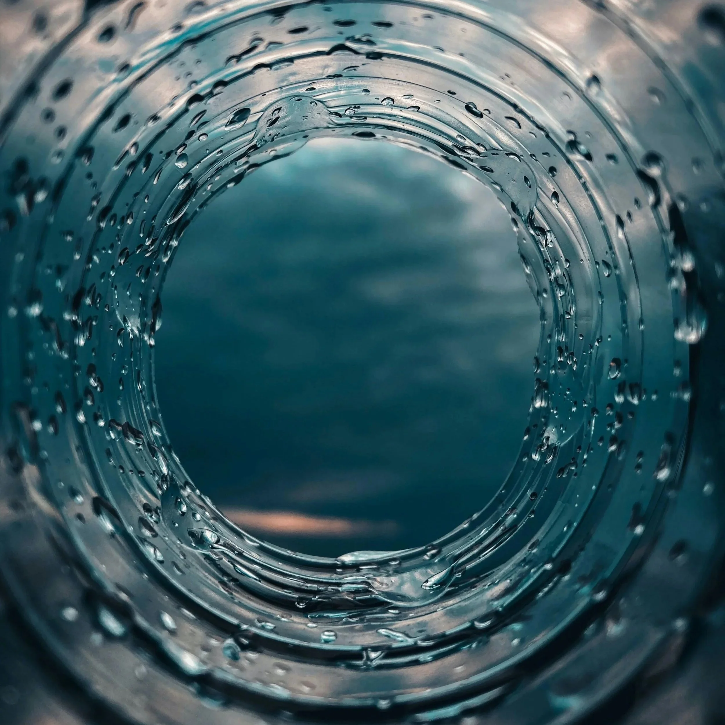 Bubble, Trouble, or Neither?