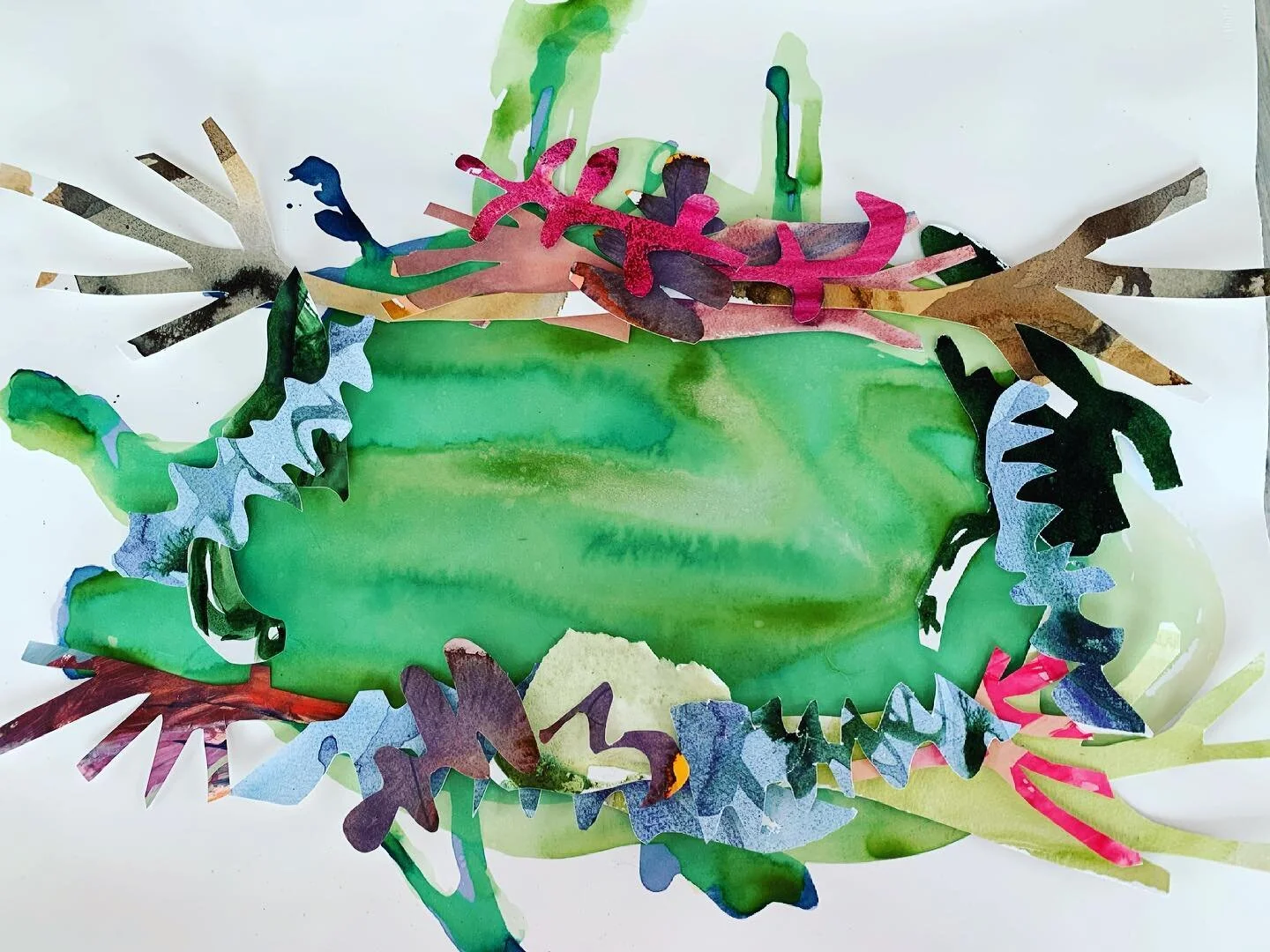 #friday #weekend #endoftheweek in the #studio This piece is underway and will sit over the next few days. Totally #unfinished but starting to be interesting #gesturalabstraction #plantbased #colour #forests Part of my #forest Bathing #series  #galler