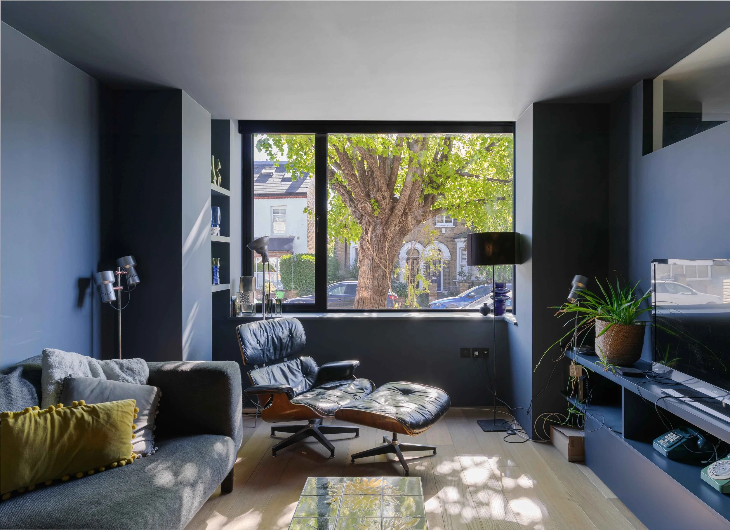 22 living room.jpg