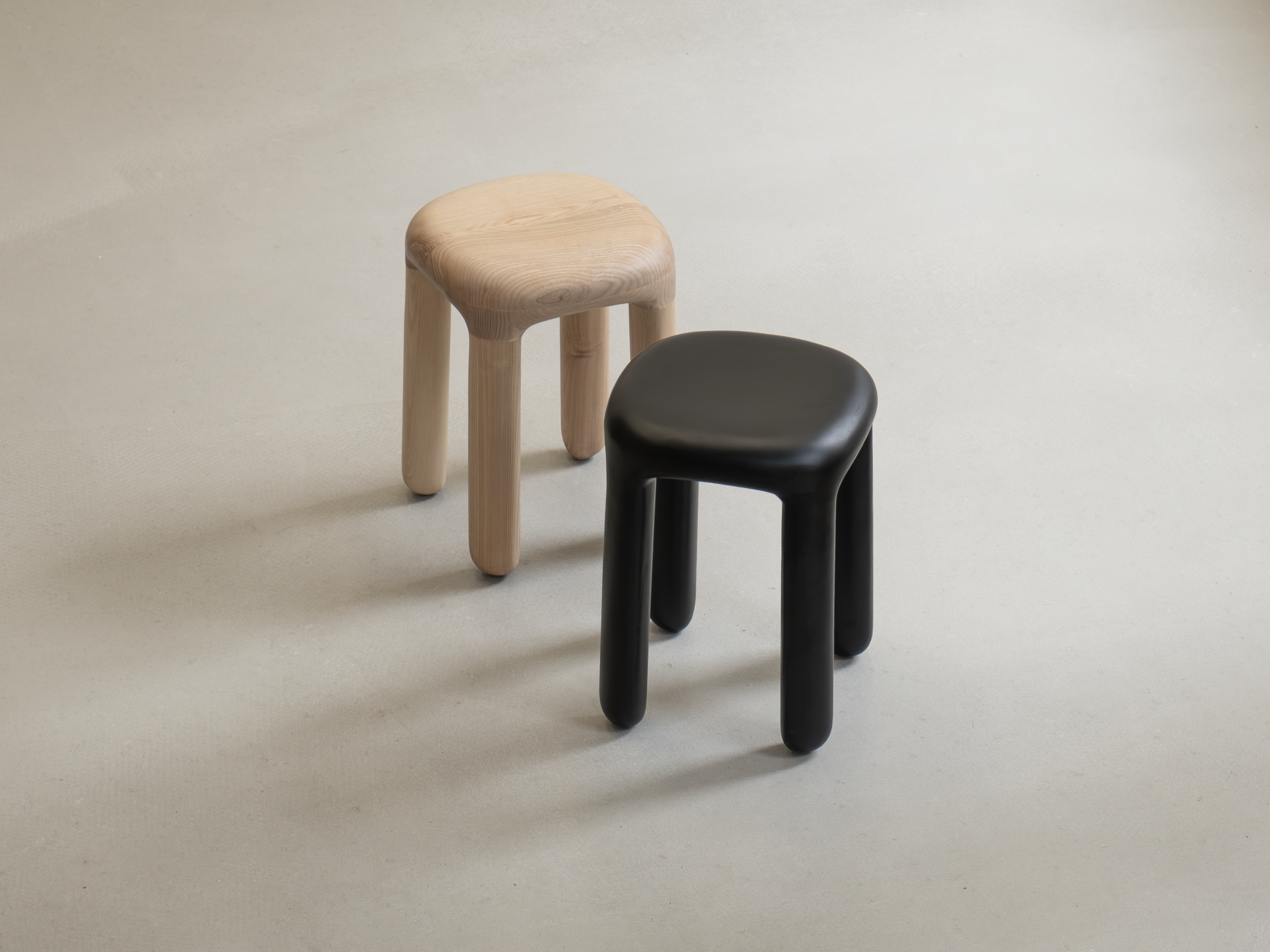 BOLD STOOL natural / black standard