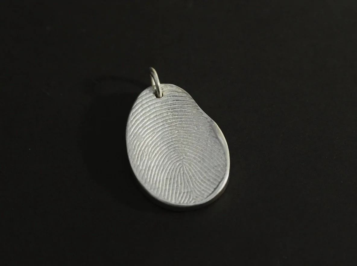 pendentif-empreinte-digitale-argent-atelier962-manonfleury (9).jpg