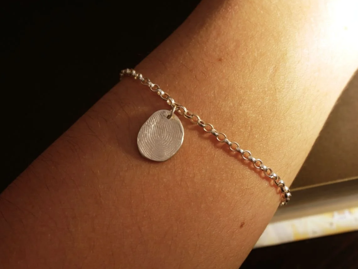 bracelet-empreinte-digitale-chaine-fleury-manon-atelier962.png