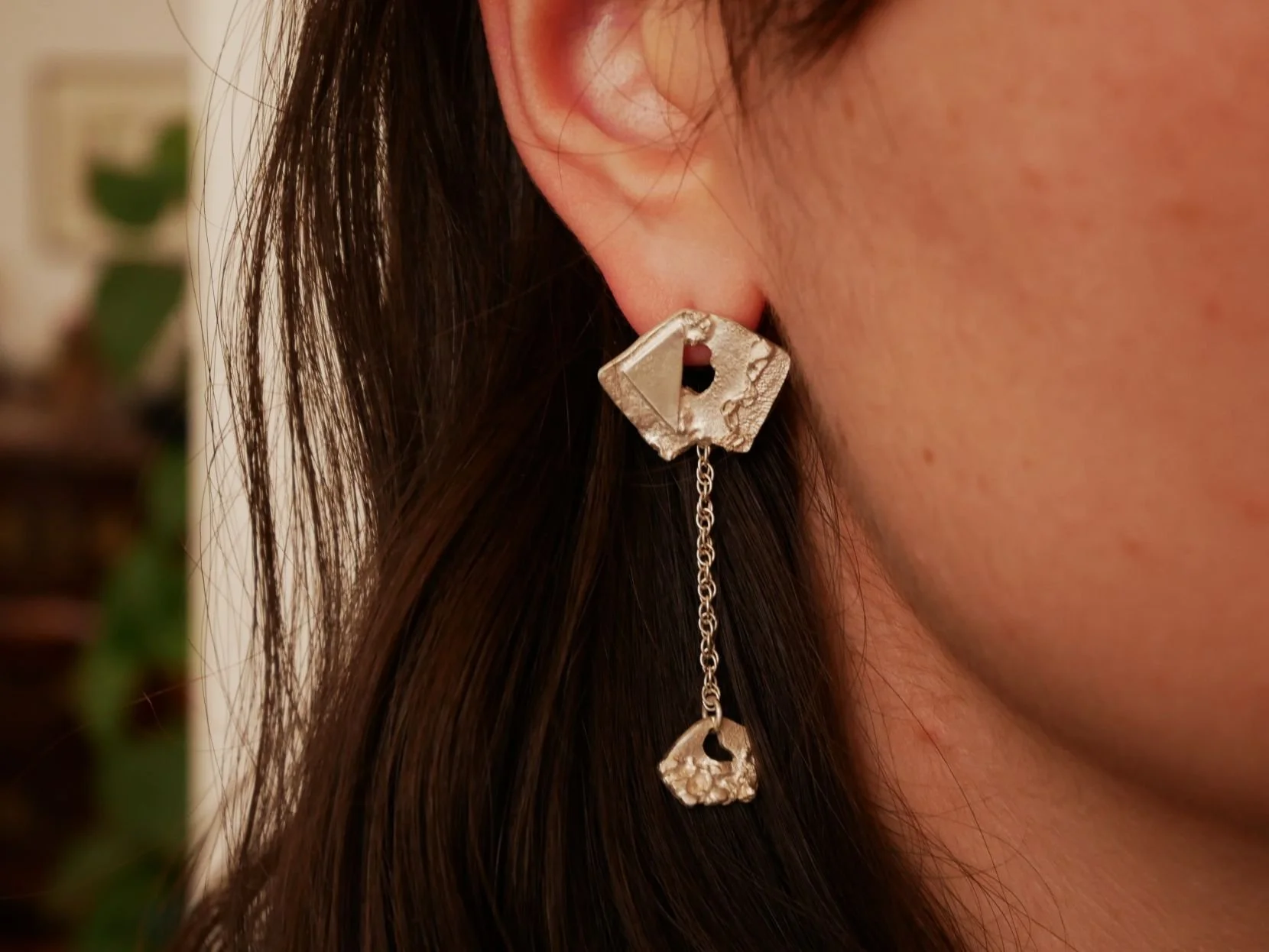 boucles-doreilles-contemporaines-argent-recycle-atelier962-manon-fleury (1).JPG