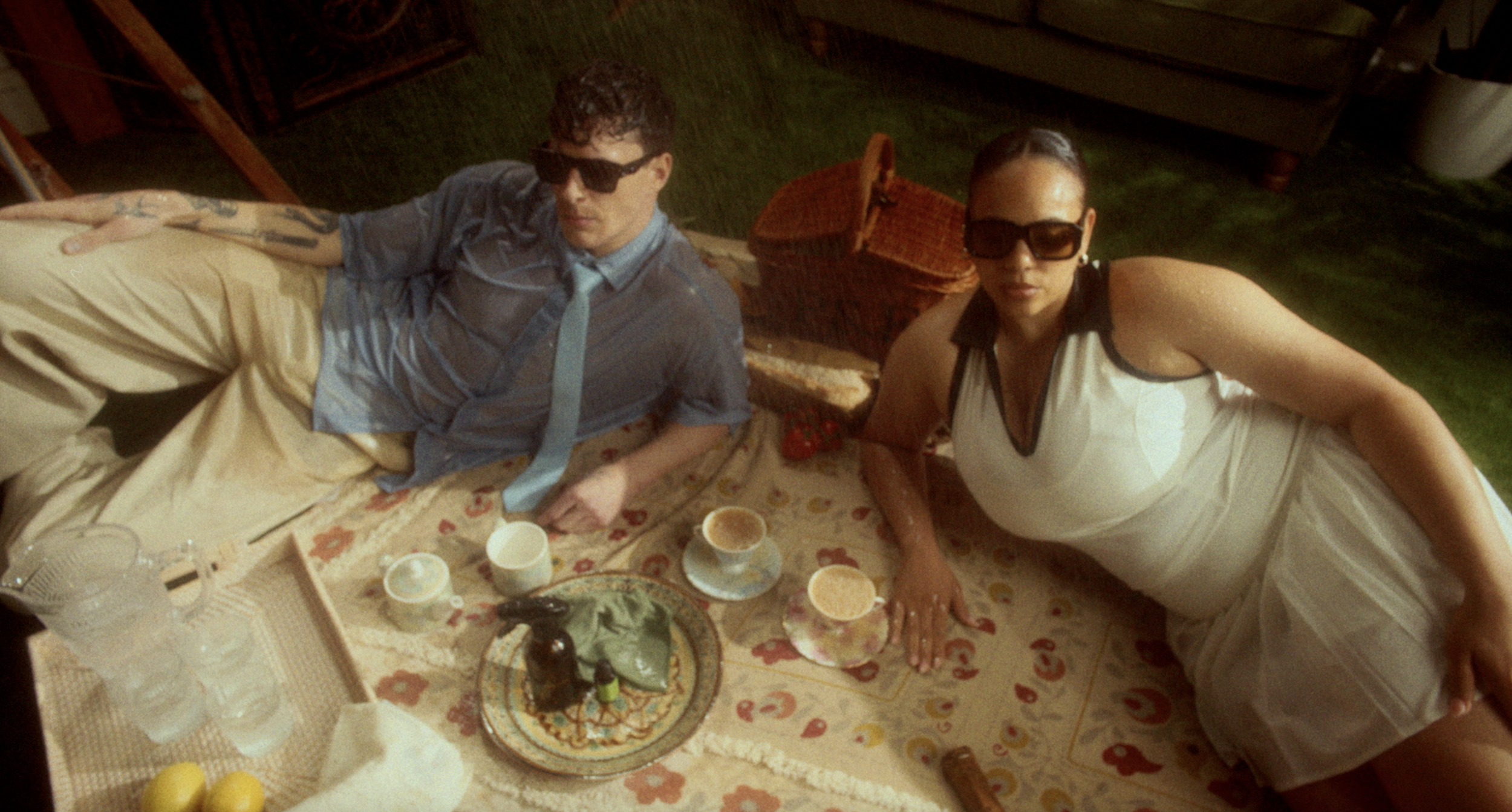 Purdy & Figg - Summer Lawn