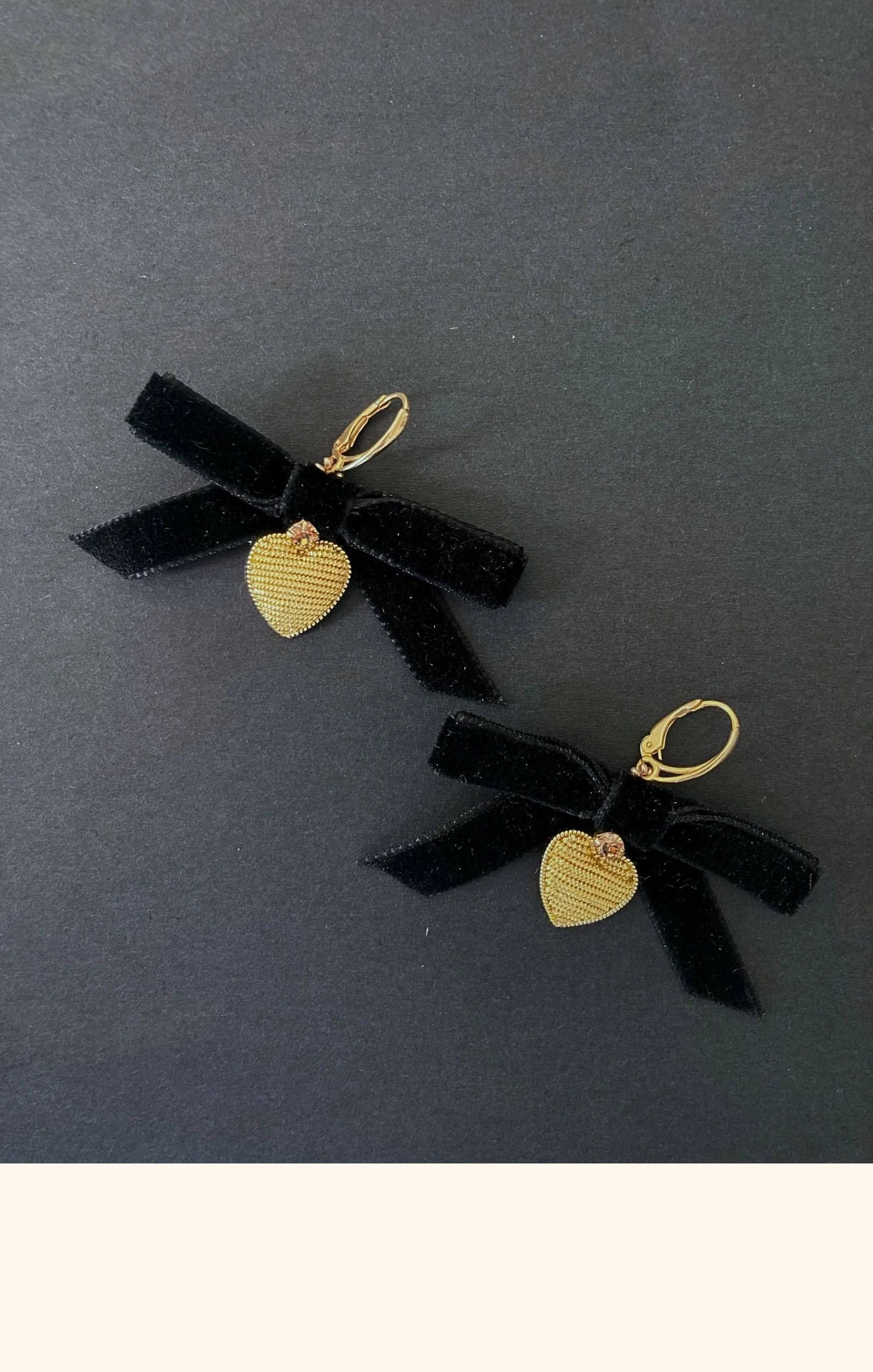Img x sito REINASSANCE COLLECTION - BOWS AND JEWELS - 12.jpg