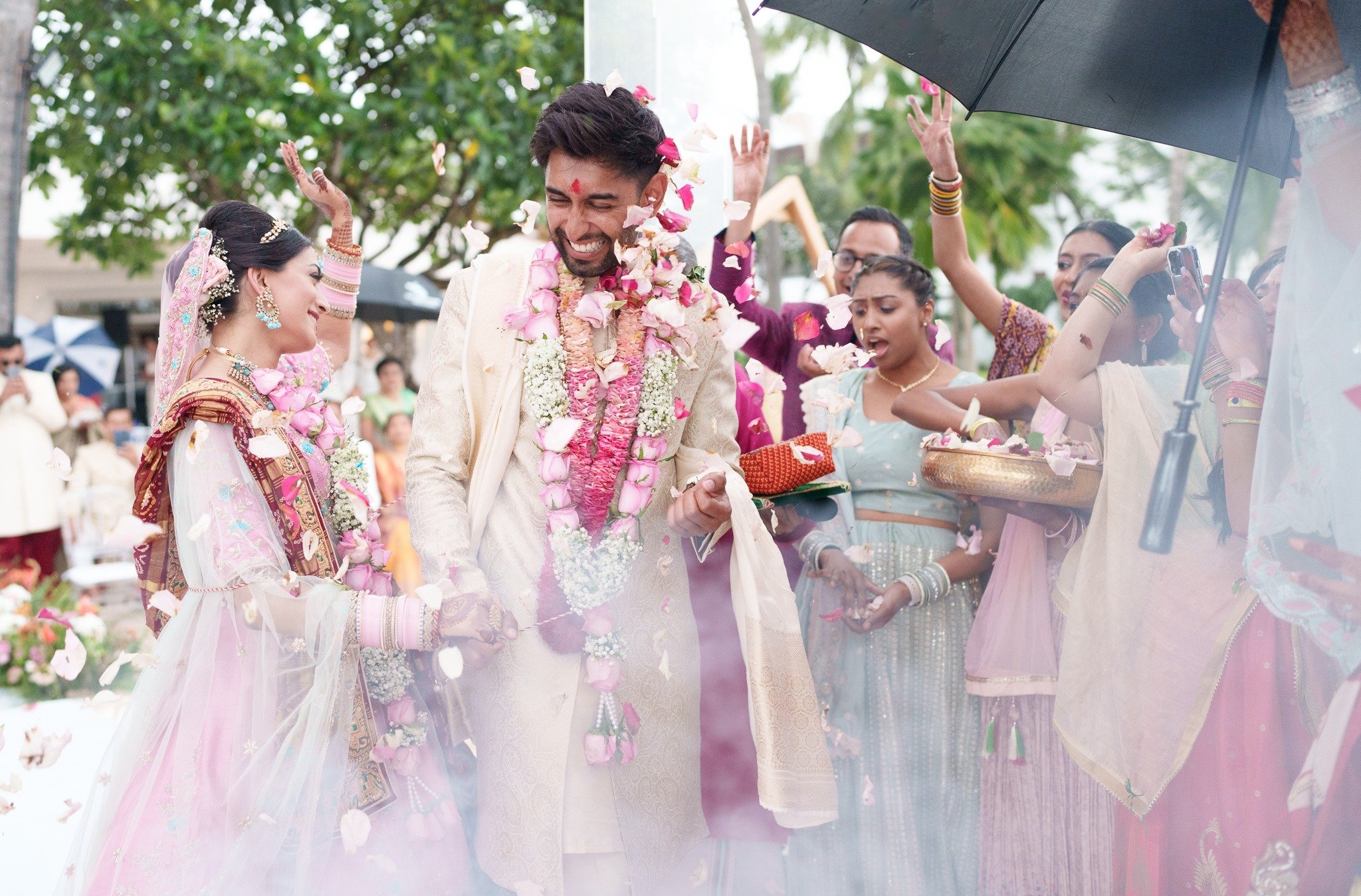 J//B - Love! 

#cheka #indianwedding #weddingsutra #utterlyengaged #weddinglegends #belovedstories #wedphotoinspiration #loveauthentic #loveintentionally #destinationwedding #weddinginspo #fearlessphotographer #bestkenyanweddingphotographer #destinat