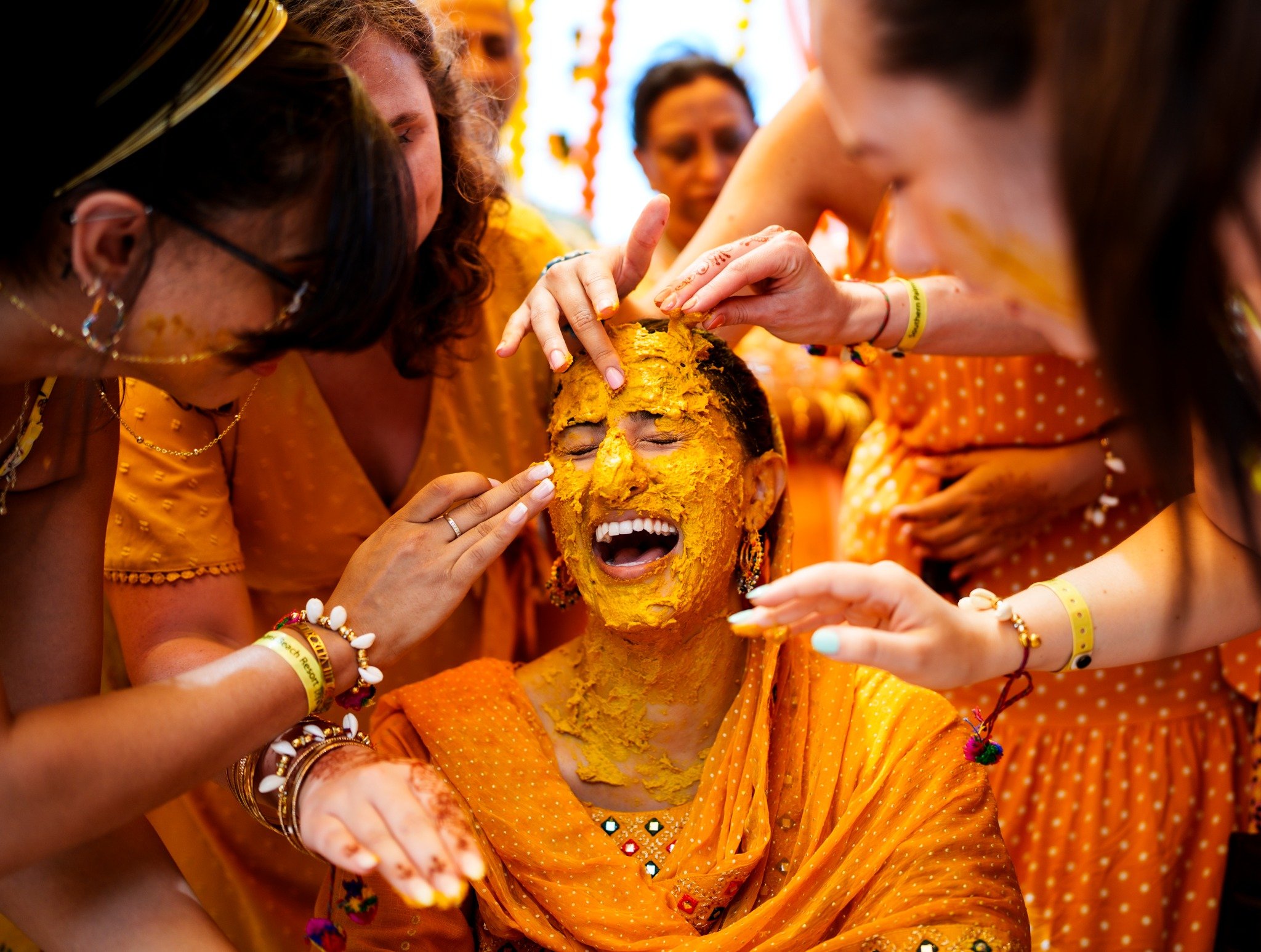 K//S - yellow! 

#cheka #indianwedding #weddingsutra #utterlyengaged #weddinglegends #belovedstories #wedphotoinspiration #loveauthentic #loveintentionally #destinationwedding #weddinginspo #fearlessphotographer #bestkenyanweddingphotographer #destin