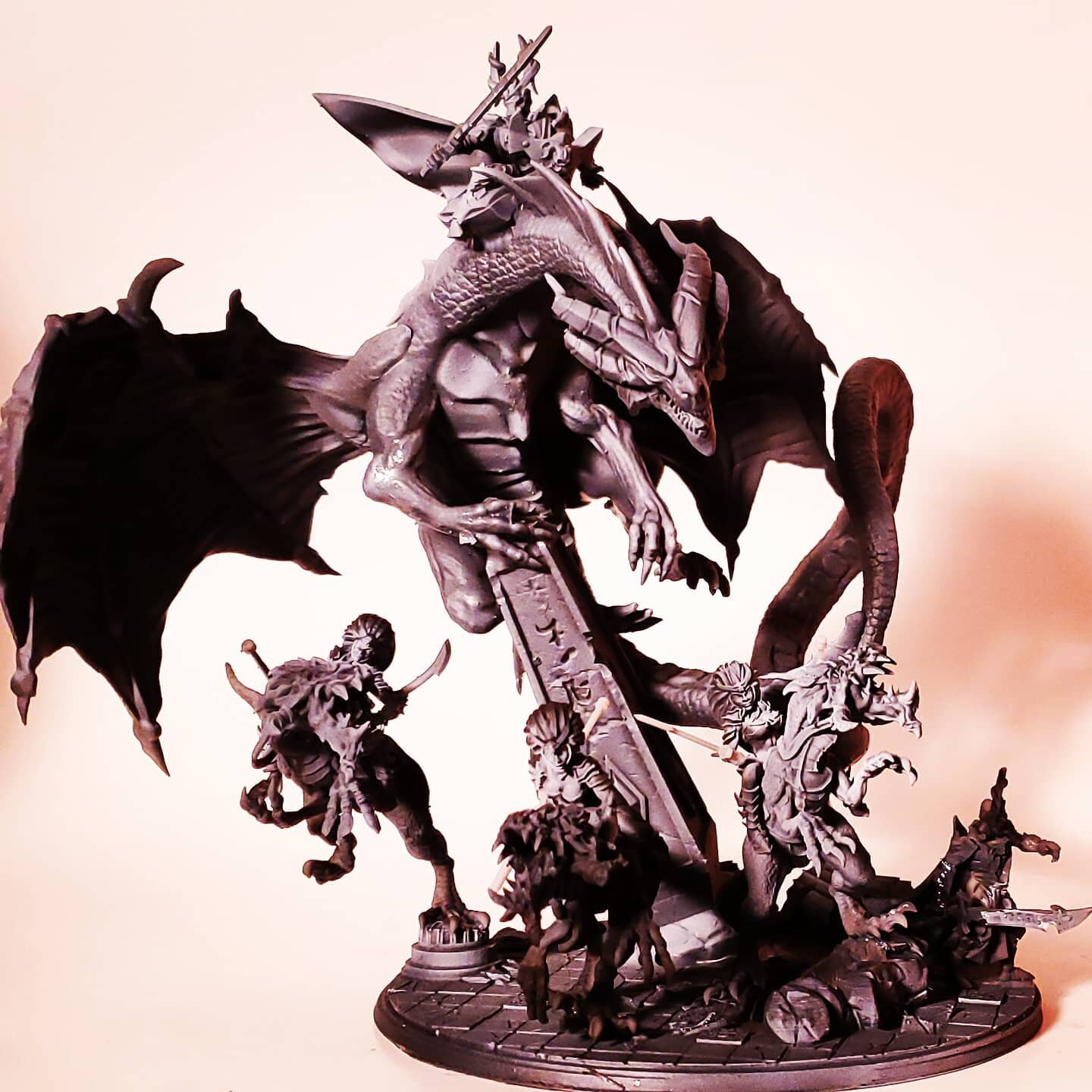 Def the most busy piece I've set up on my own. But I really like all of them together. #3dprinting #tabletopgames #dragonart all from most recent @ghamak_miniatures fantasy release.