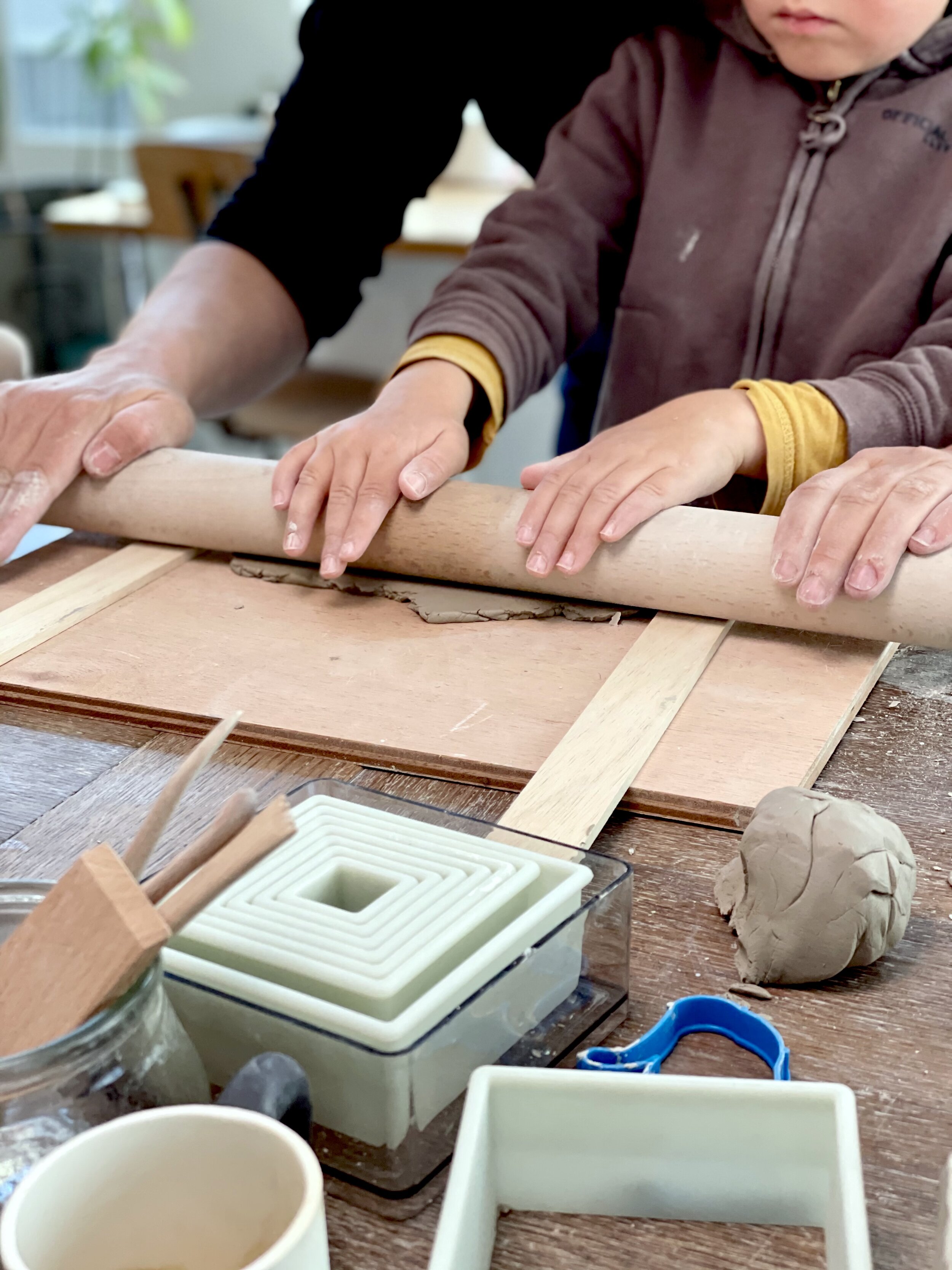 Atelier de poterie pour enfants et parents — La Manufacture Sauvage