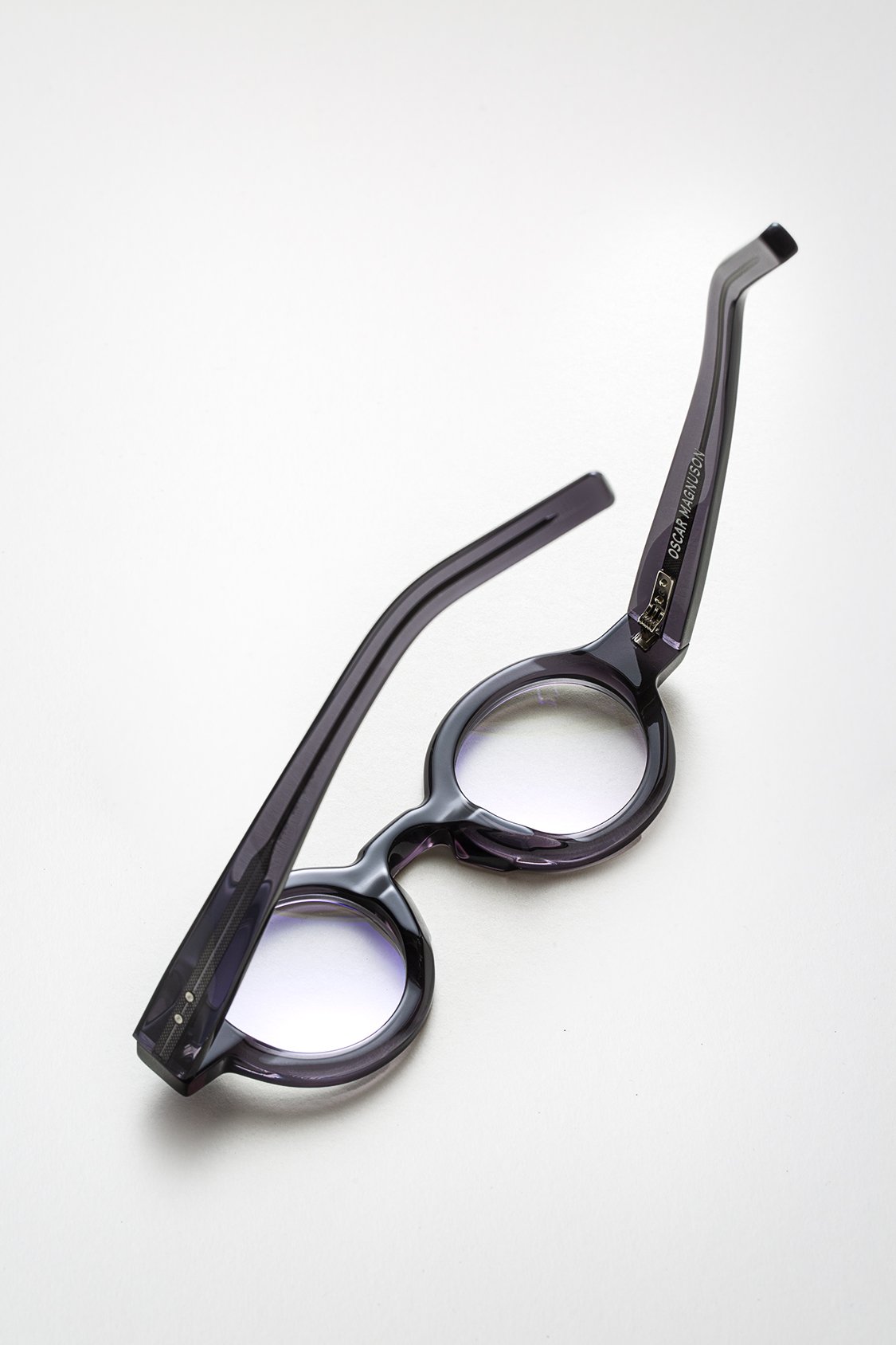 herta-eyeglasses-charcoal-topview-alt.jpg