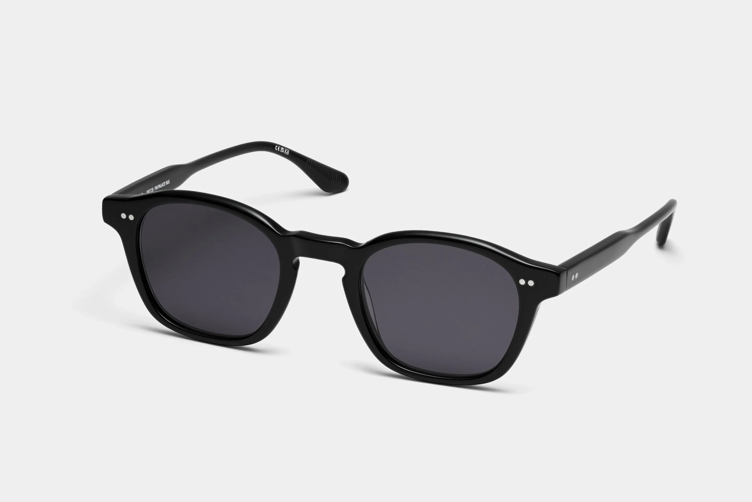 LT20 PM PALACE SUN BLACK BLACK.jpg
