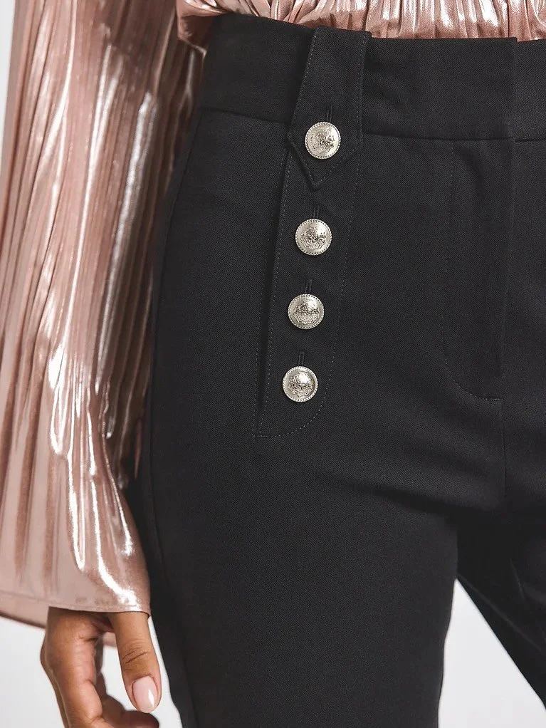 close up: the Robertson trouser by @dereklam
