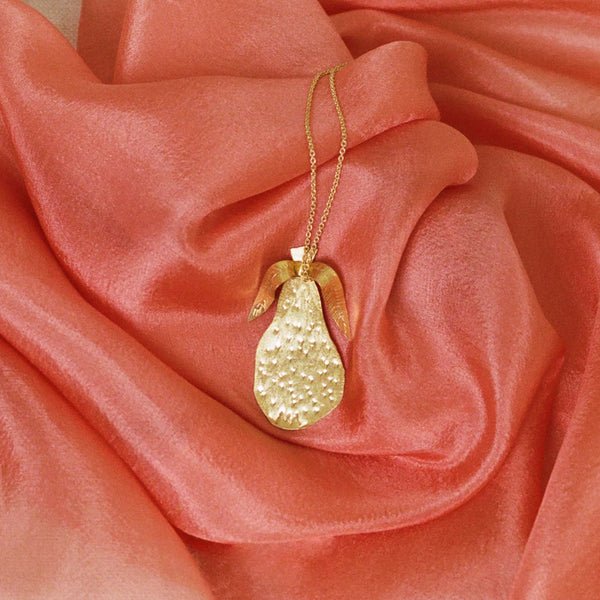 Collier — Pera