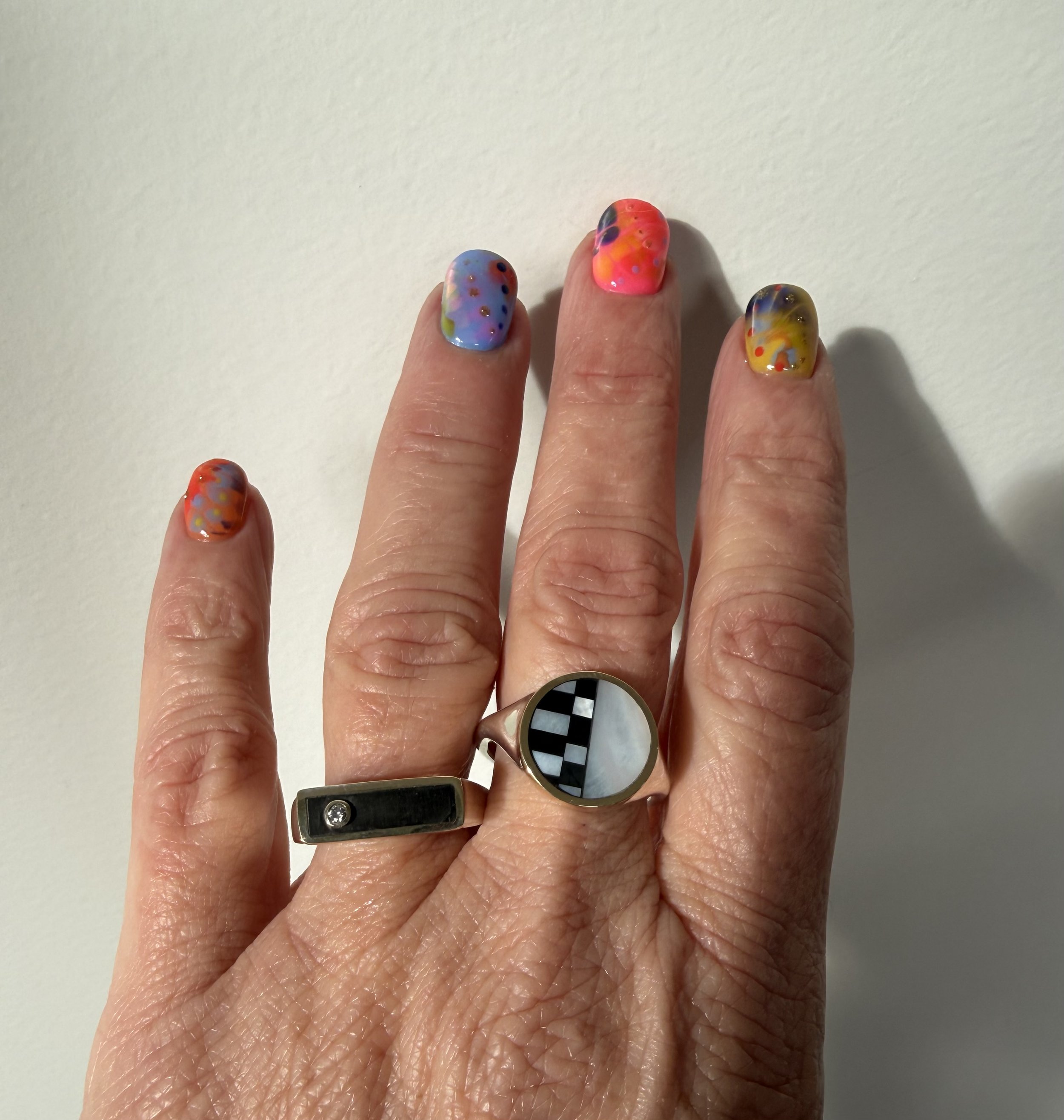 1/2 Pearl 1/2 Checker XL Orb Ring