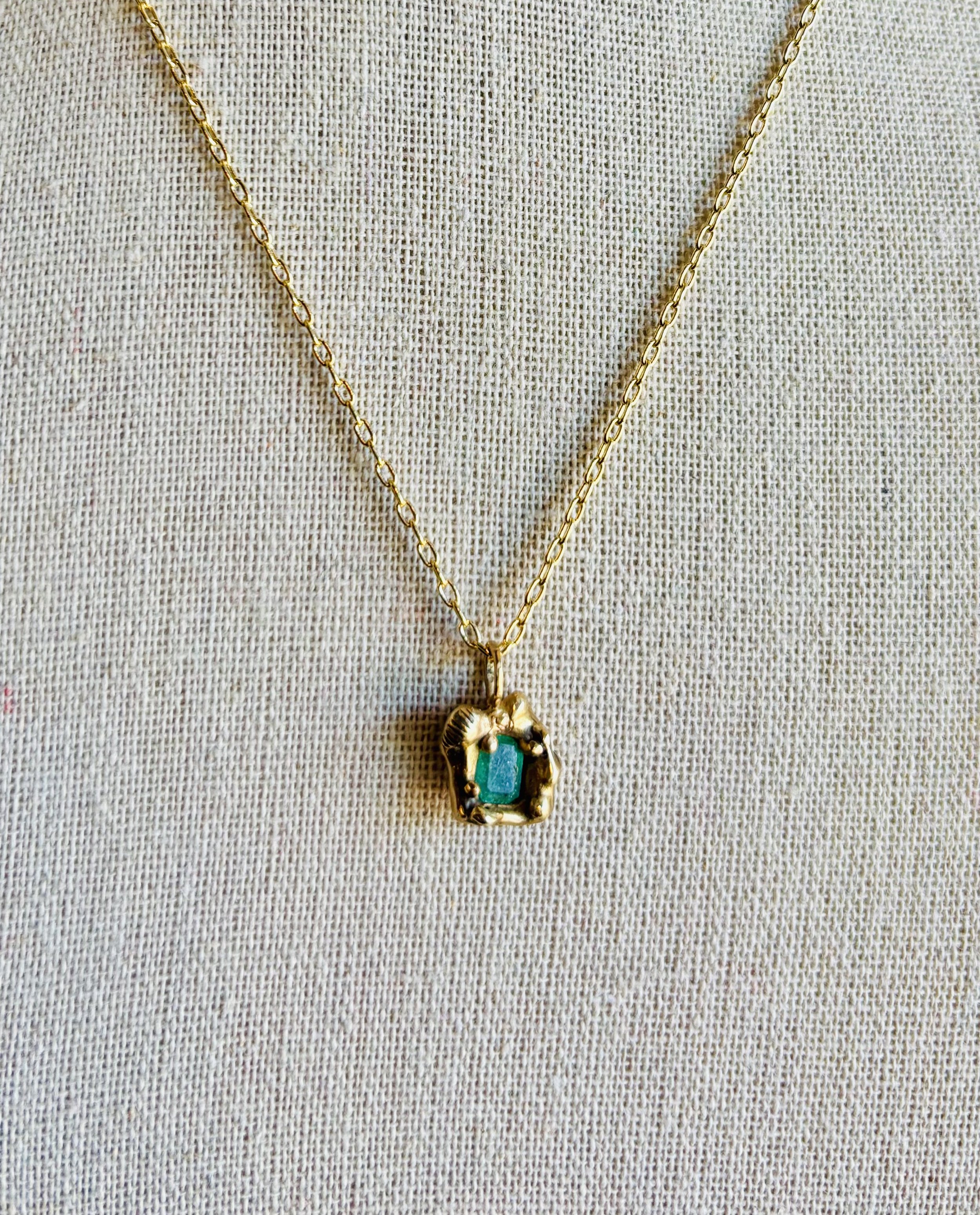 Amour Emerald Necklace No. 1