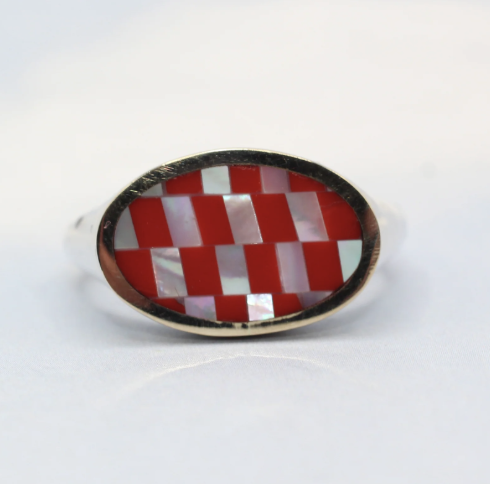 Coral Checkered Lateral Signet