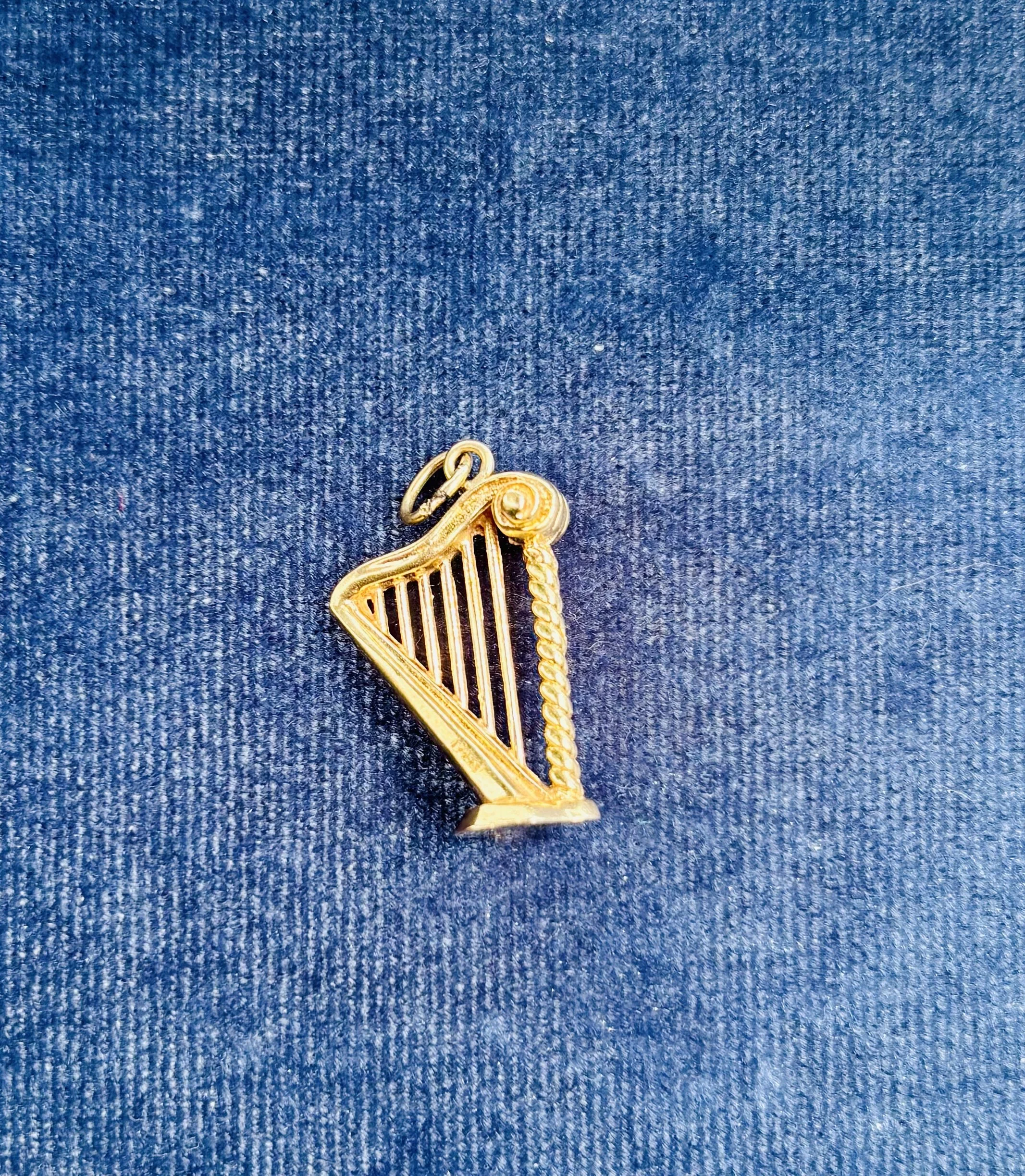 Harp charm 14K