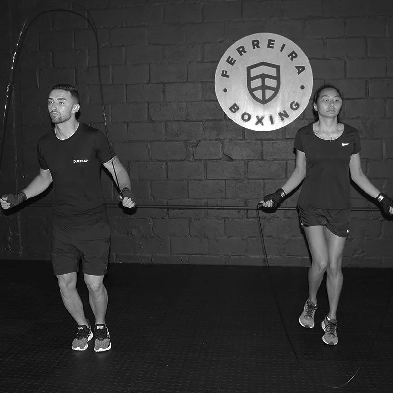 Skipping helps improve your fitness and footwork. Don&rsquo;t forget to add skipping into your workout. 😎😎
Did you know that skipping 20mins burns 200 calories. 🥊🥊
.
.
.
.
#workout #motivation #ﬁtness #training #capetown #southafrica #coach #pers