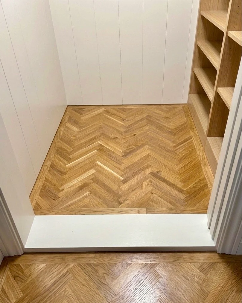Garderobe med skyvedør