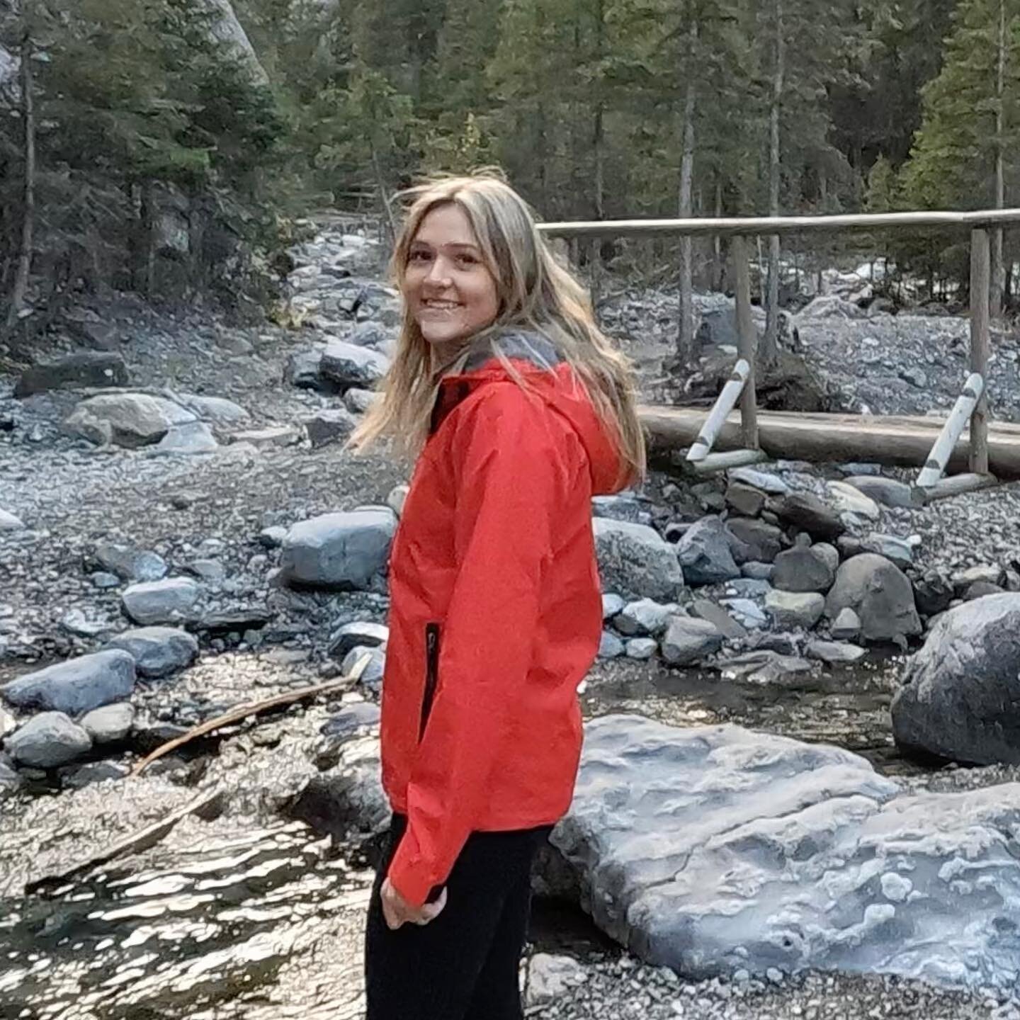 &ldquo;Travel far enough to meet yourself&rdquo;

#banffnationalpark #banffavenue #banffavenueclothing #traveling #explorecanada #explorealberta🇨🇦 #weatherproof #rockclimbing #canmorealberta #banff #sale