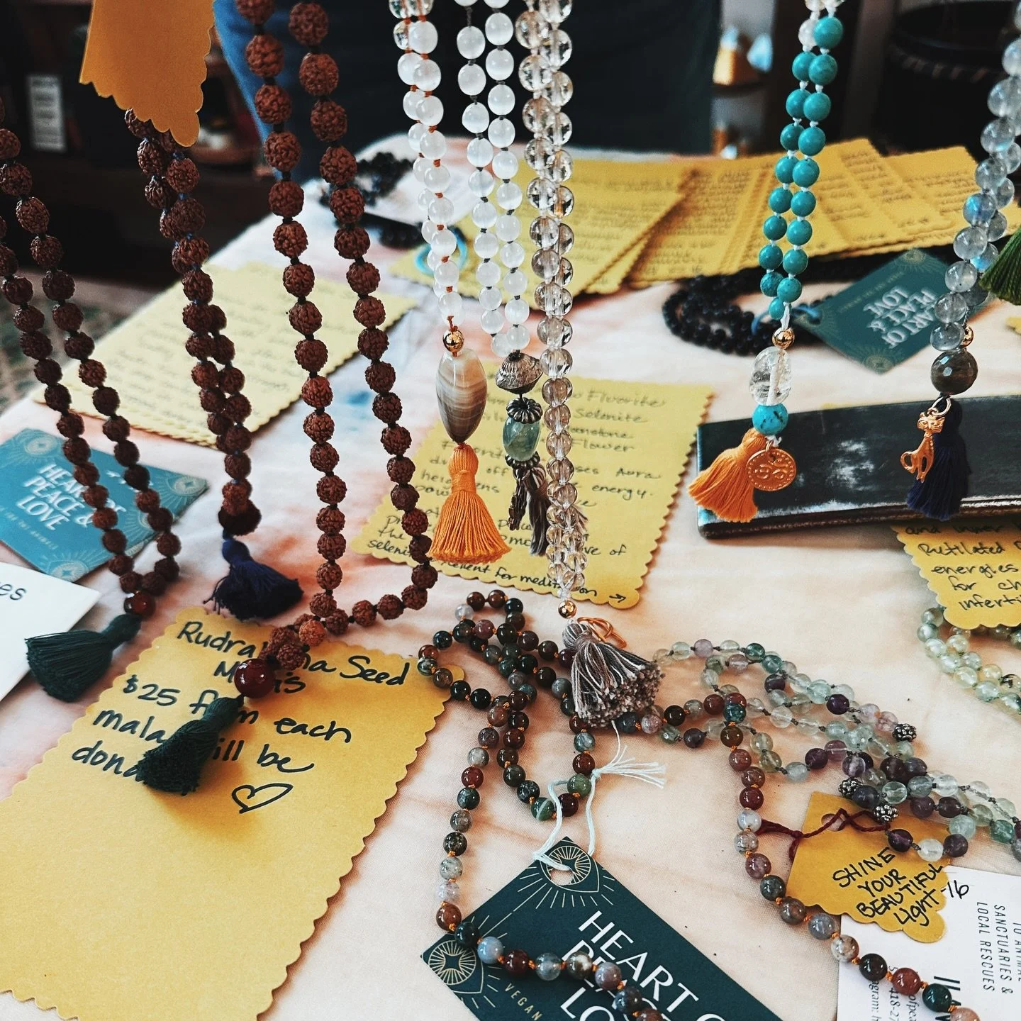 😍😍😍 Come check out these beautiful crystal malas - handmade by  @Heart_of_peace_and_love 💕
All profits are donated to various animal sanctuaries and local animal rescues 🥹

6th Annual Holiday Pop-Up Market! 
1-5pm, Saturday, December 6th! ✨💗✨💗