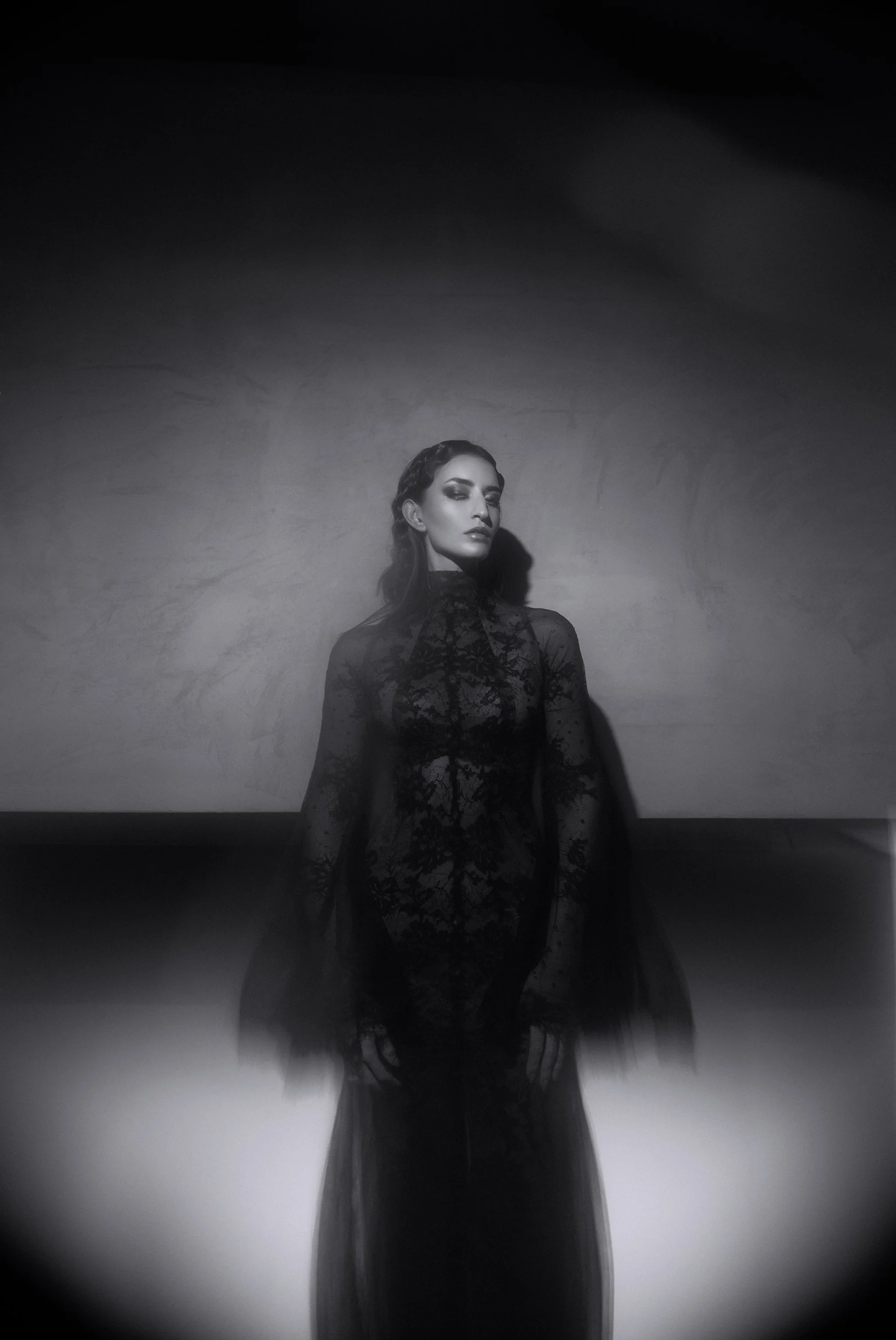 5bw-n.jpg