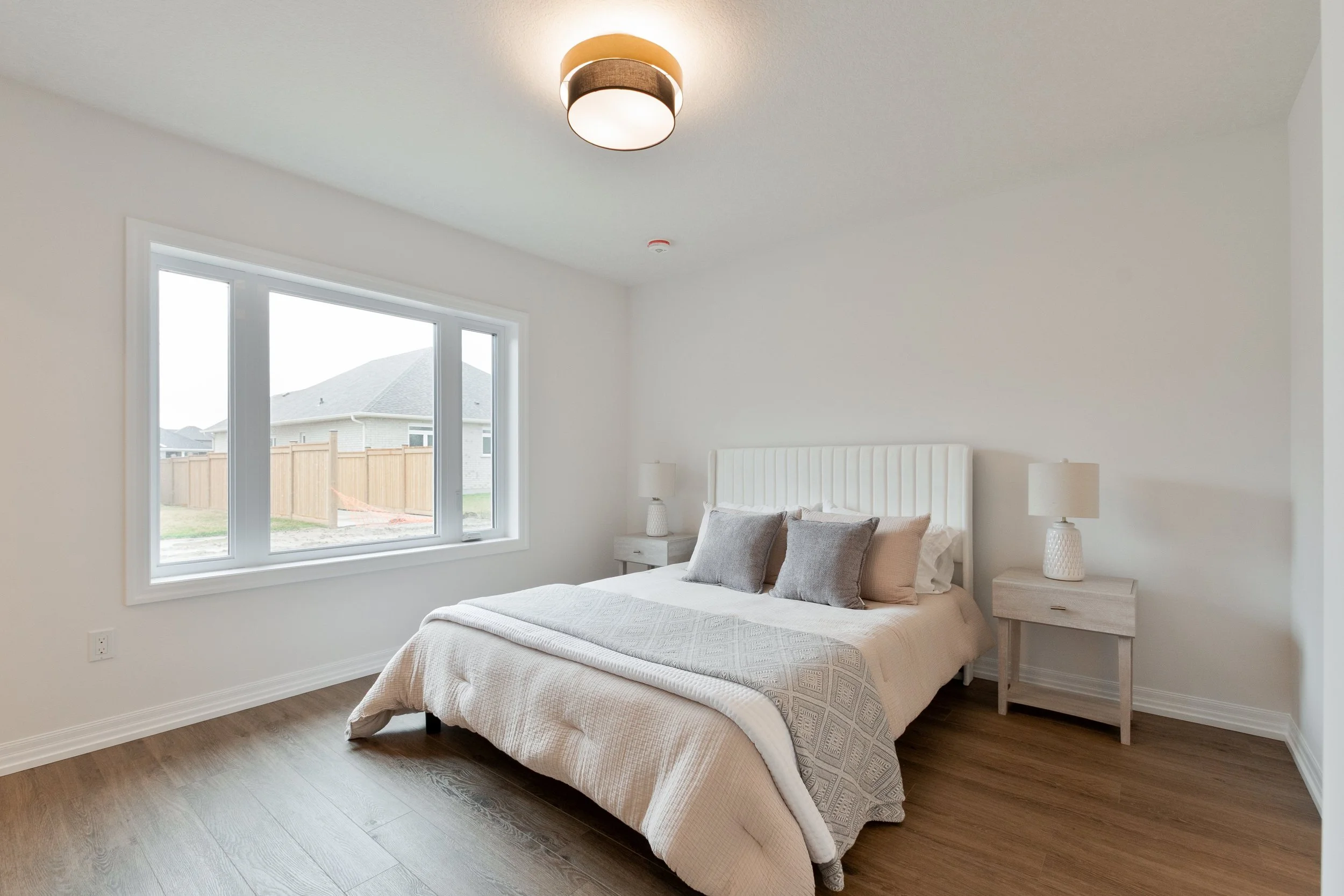 019-19 14 Harrow Ln.jpg