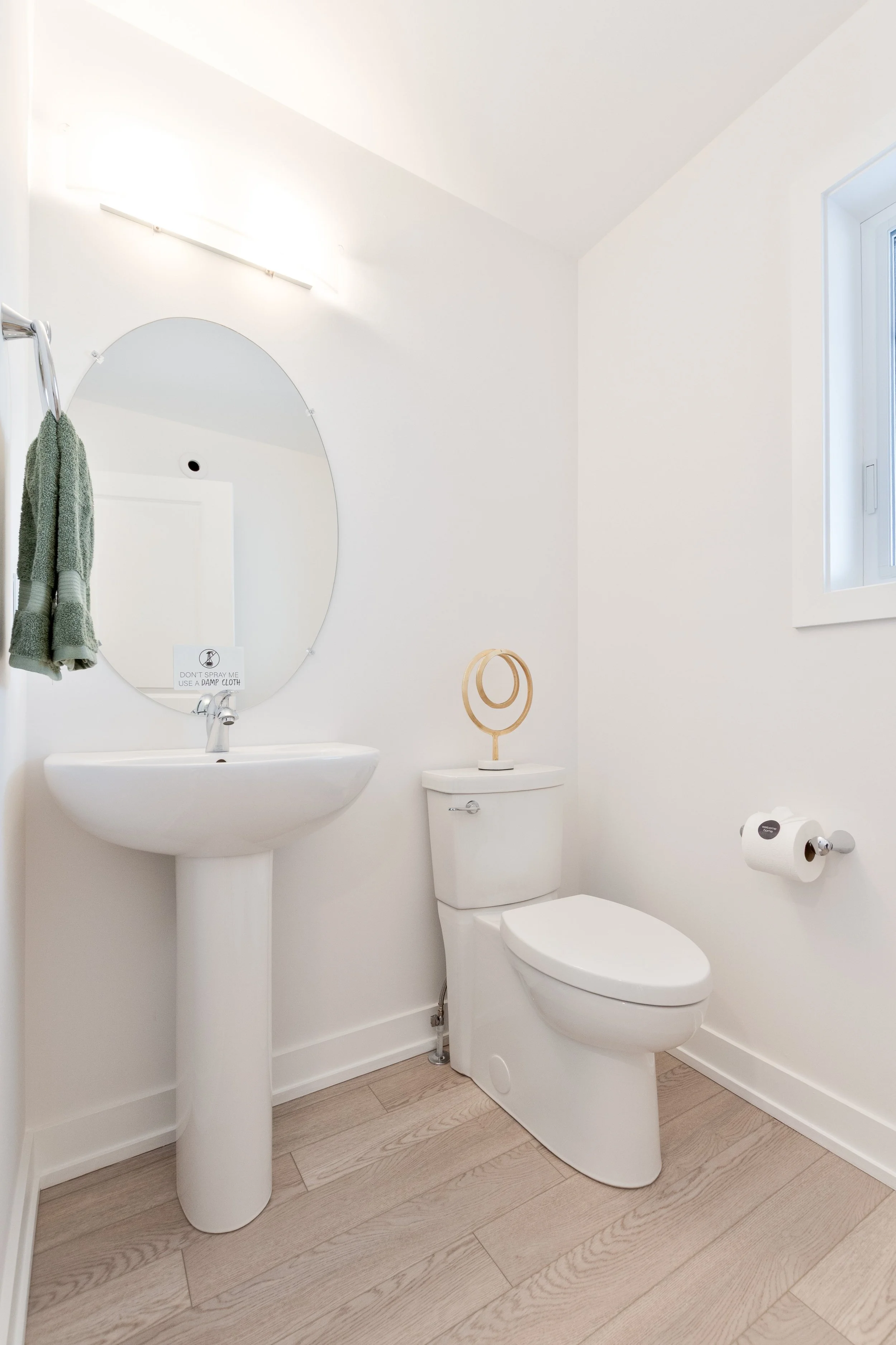 008-08 67 Harrow Ln.jpg