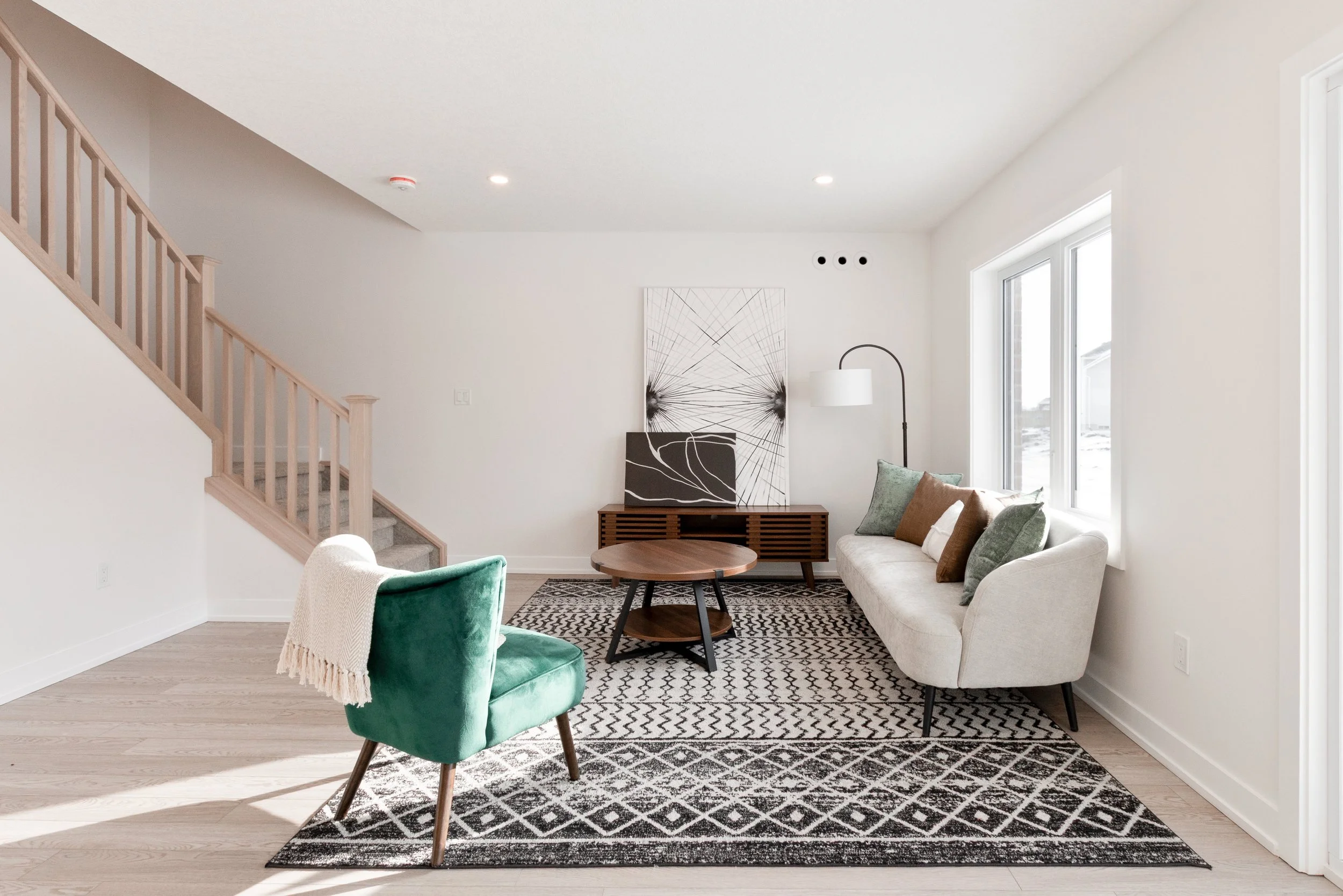 020-20 67 Harrow Ln.jpg