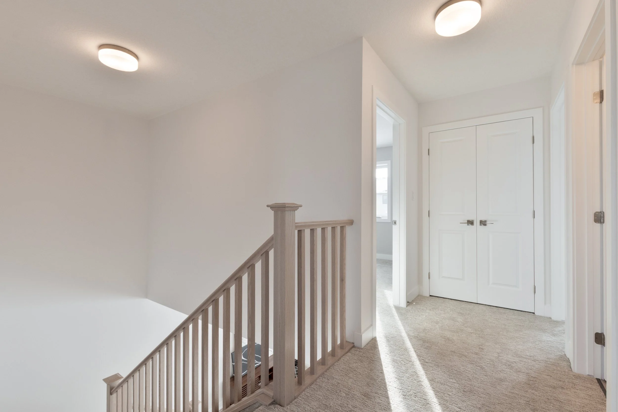 023-23 67 Harrow Ln.jpg