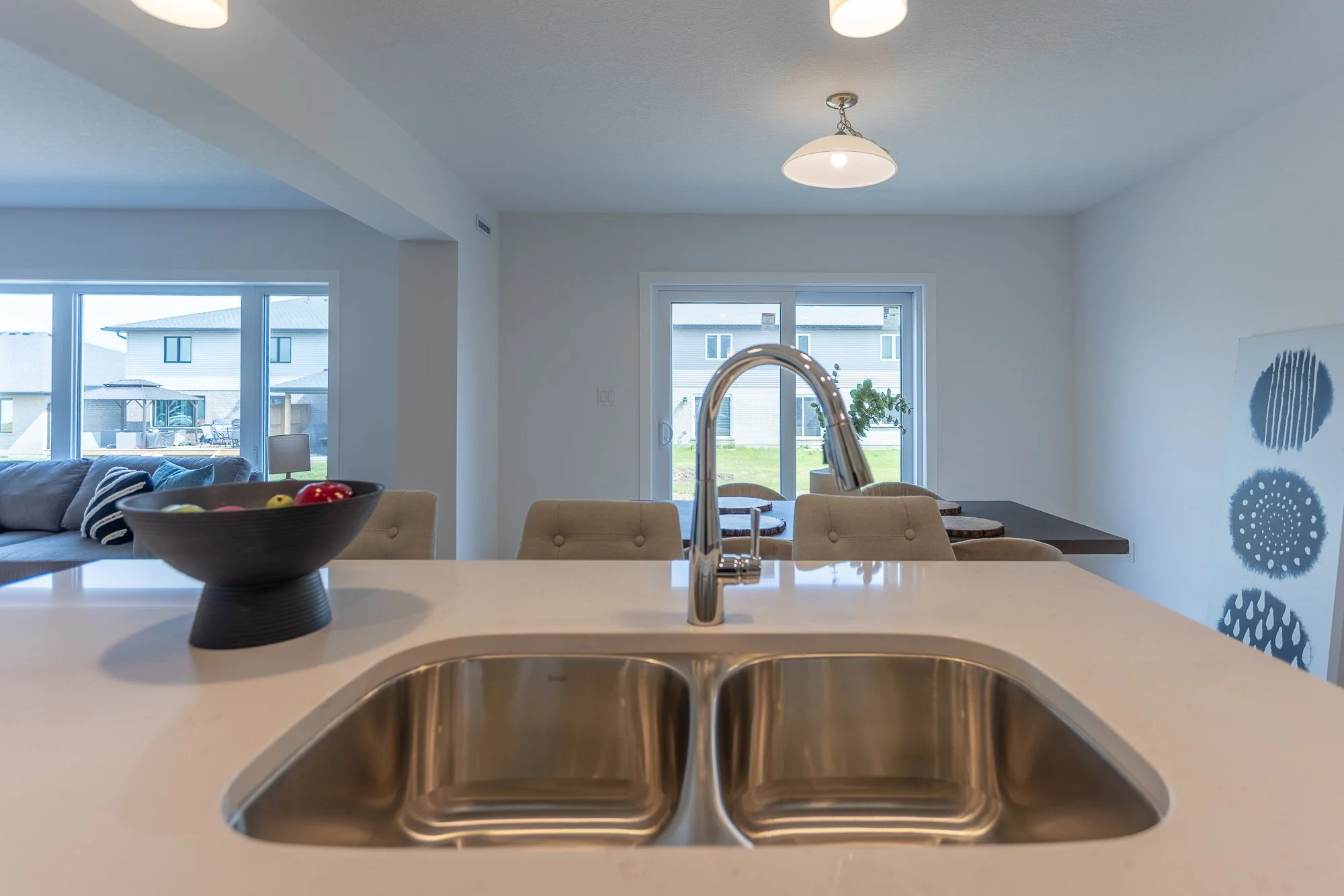 010-1R508995-HDR.jpg