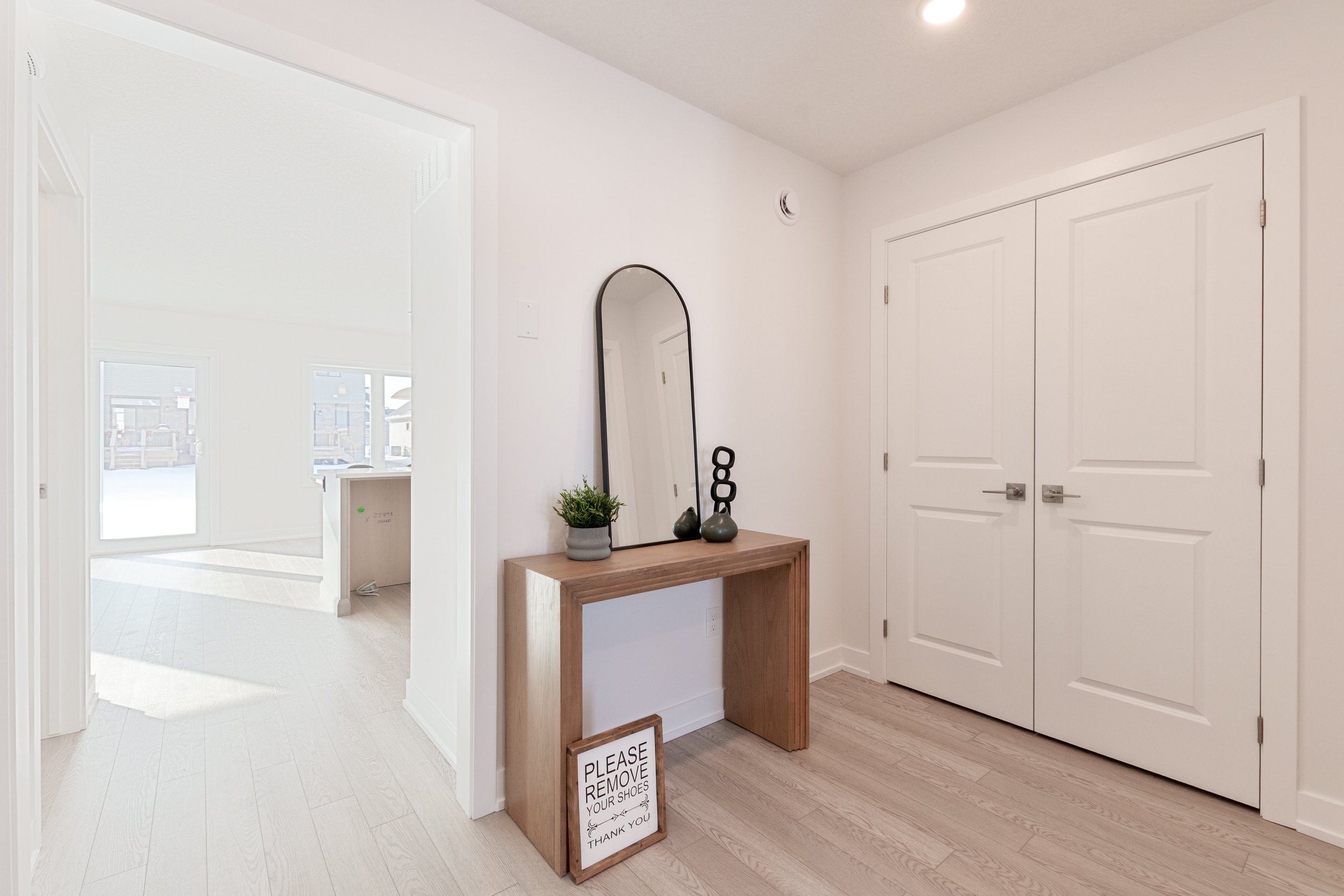 005-05 67 Harrow Ln.jpg