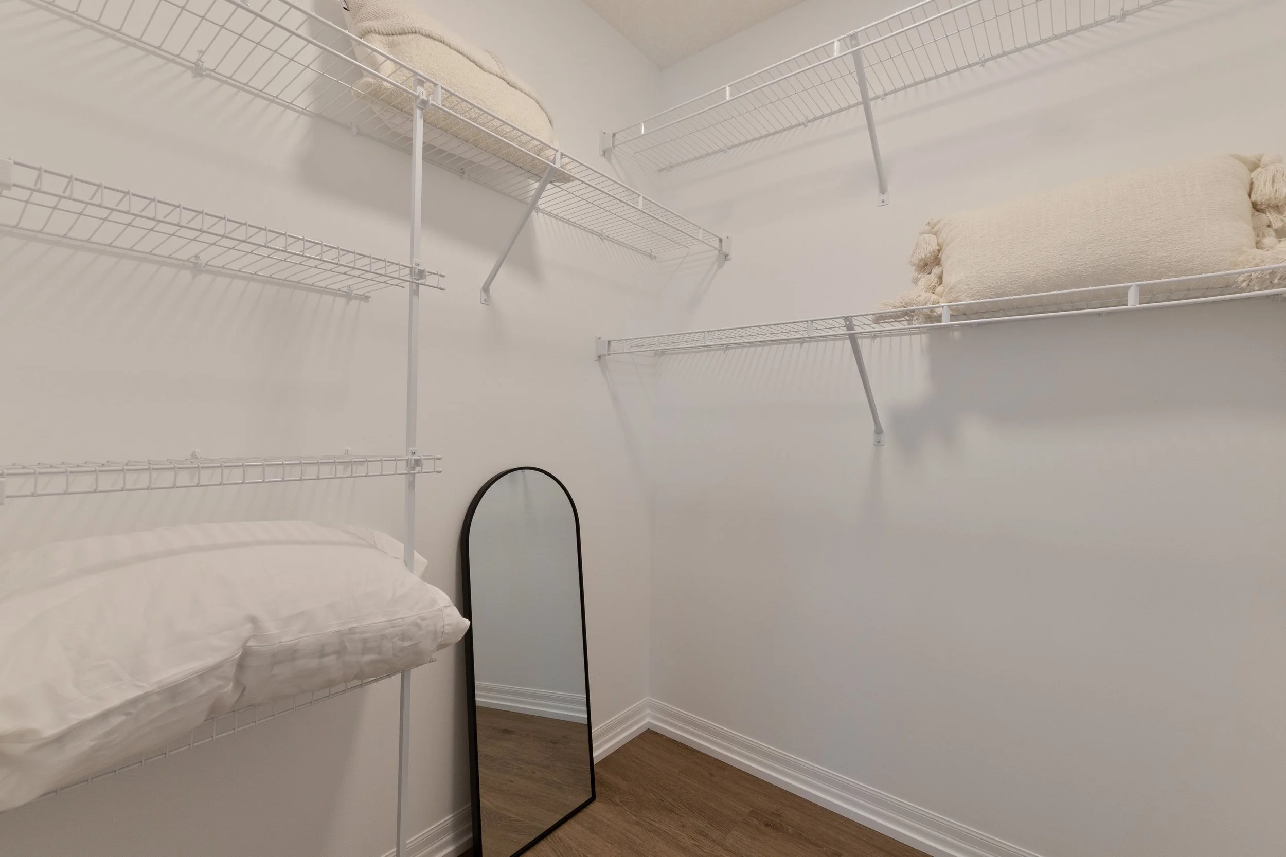 021-21 14 Harrow Ln.jpg