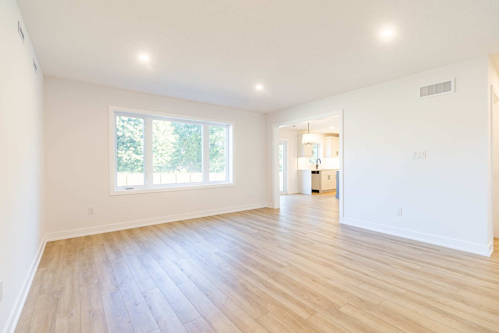 3C2A9877-2-HDR.jpg