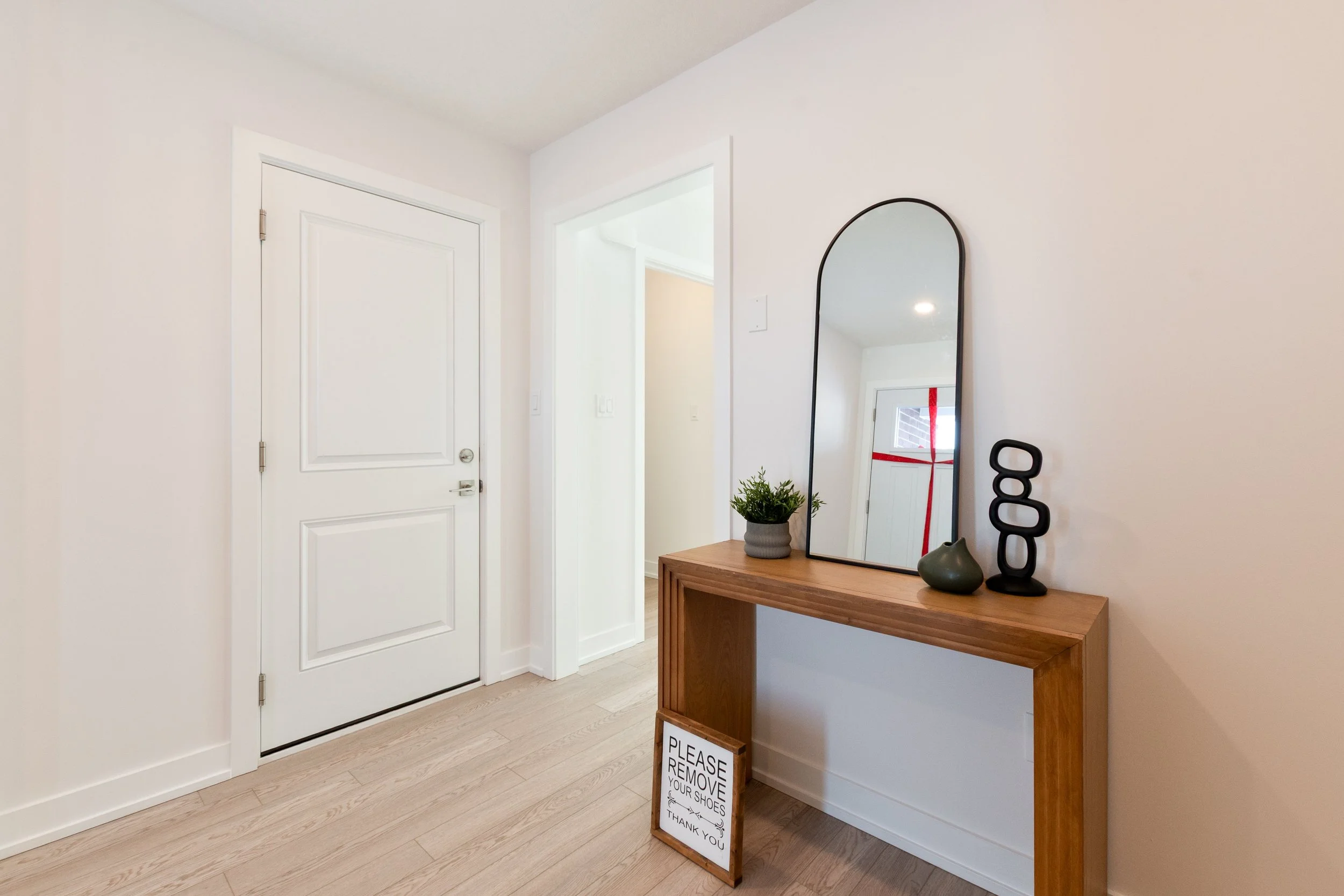 006-06 67 Harrow Ln.jpg