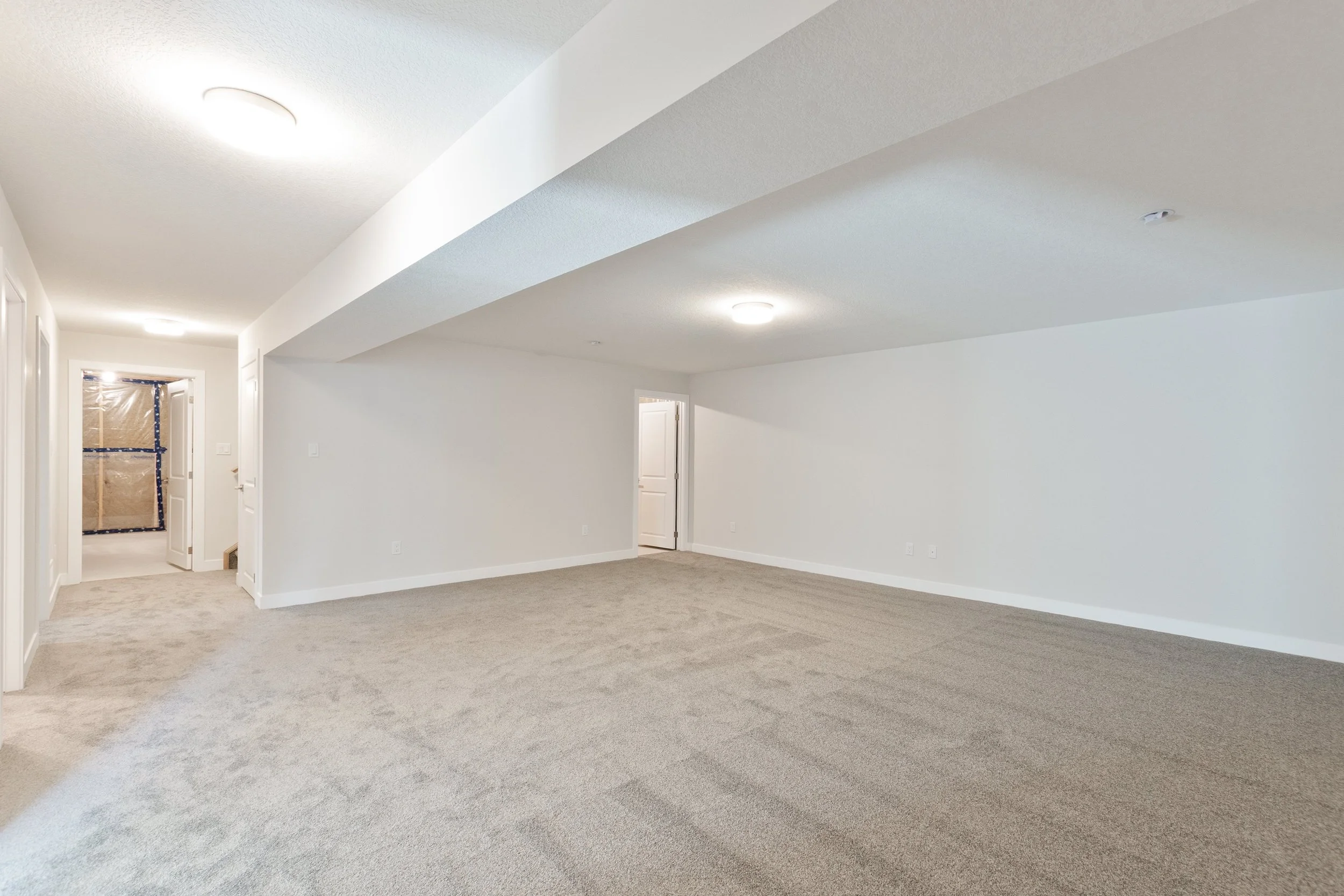 043-43 169 Styles Dr.jpg