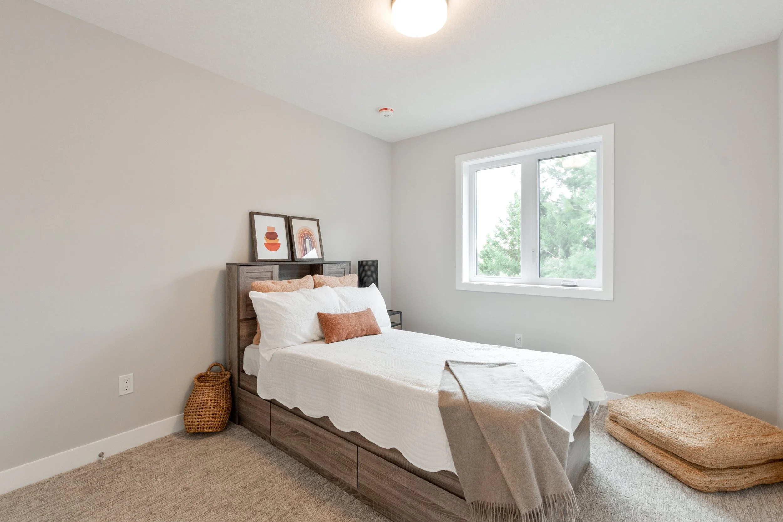 026-26 143 Styles Dr.jpg