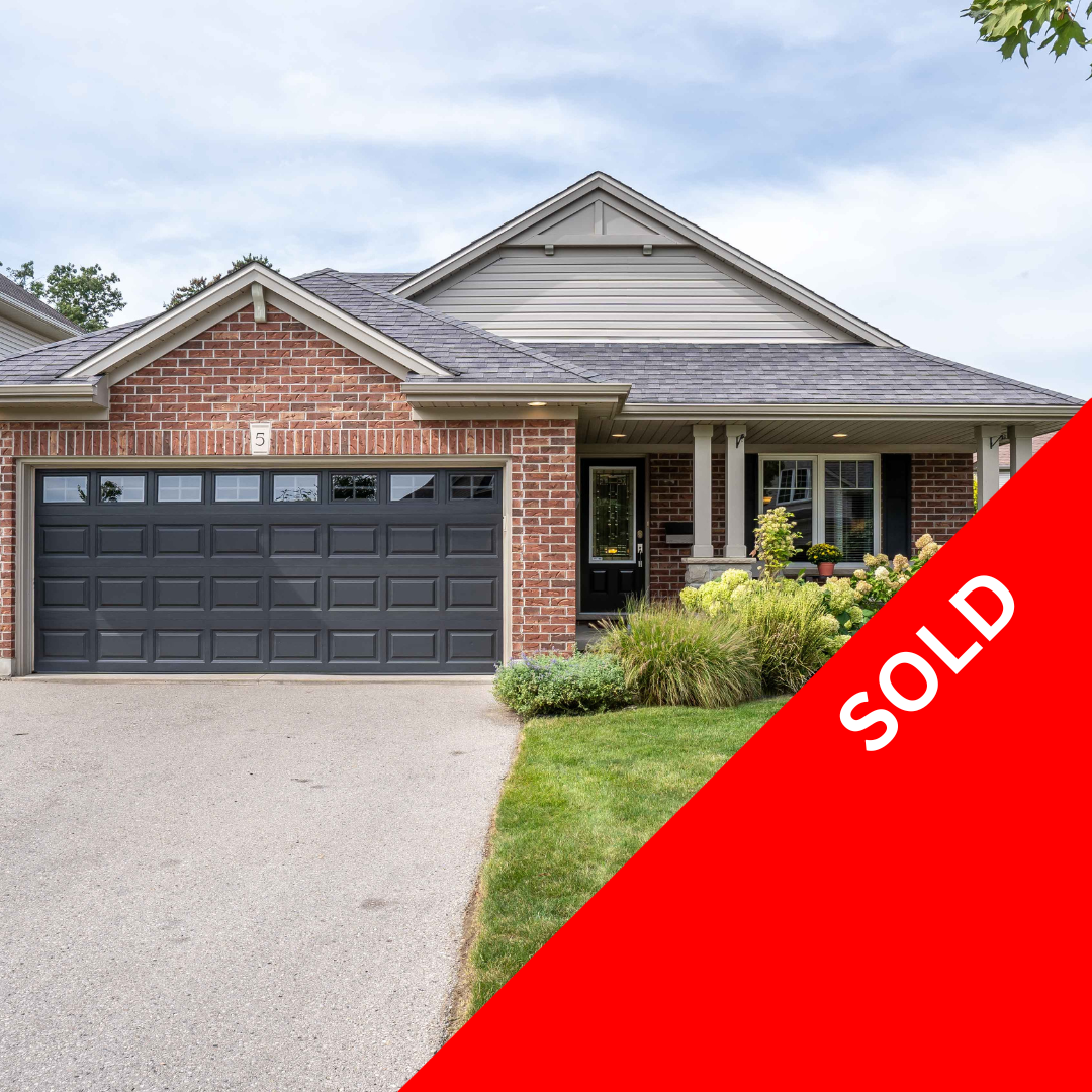 5 Sandpiper Pl, St. Thomas - SOLD