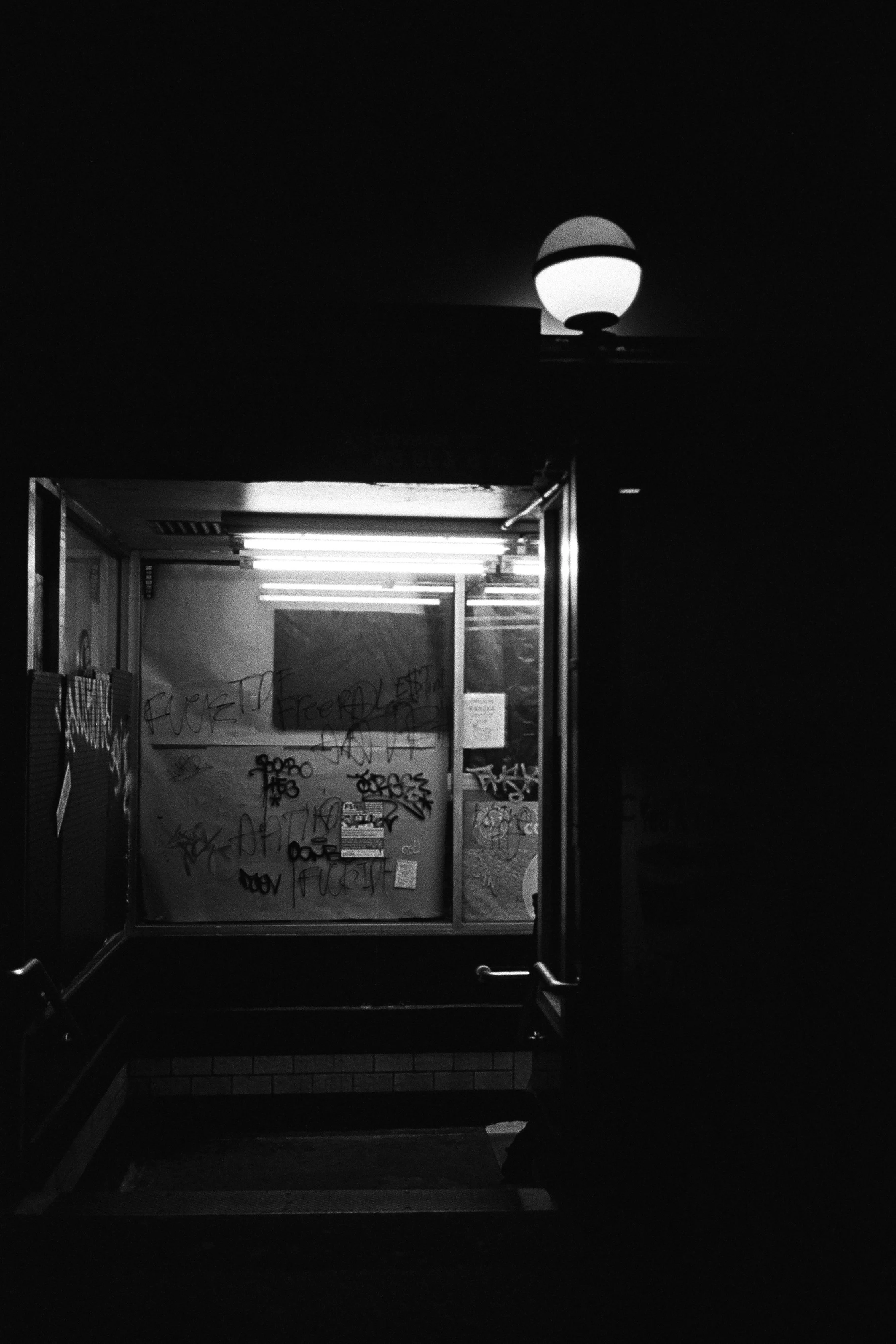 48200008 Edit copy.jpg