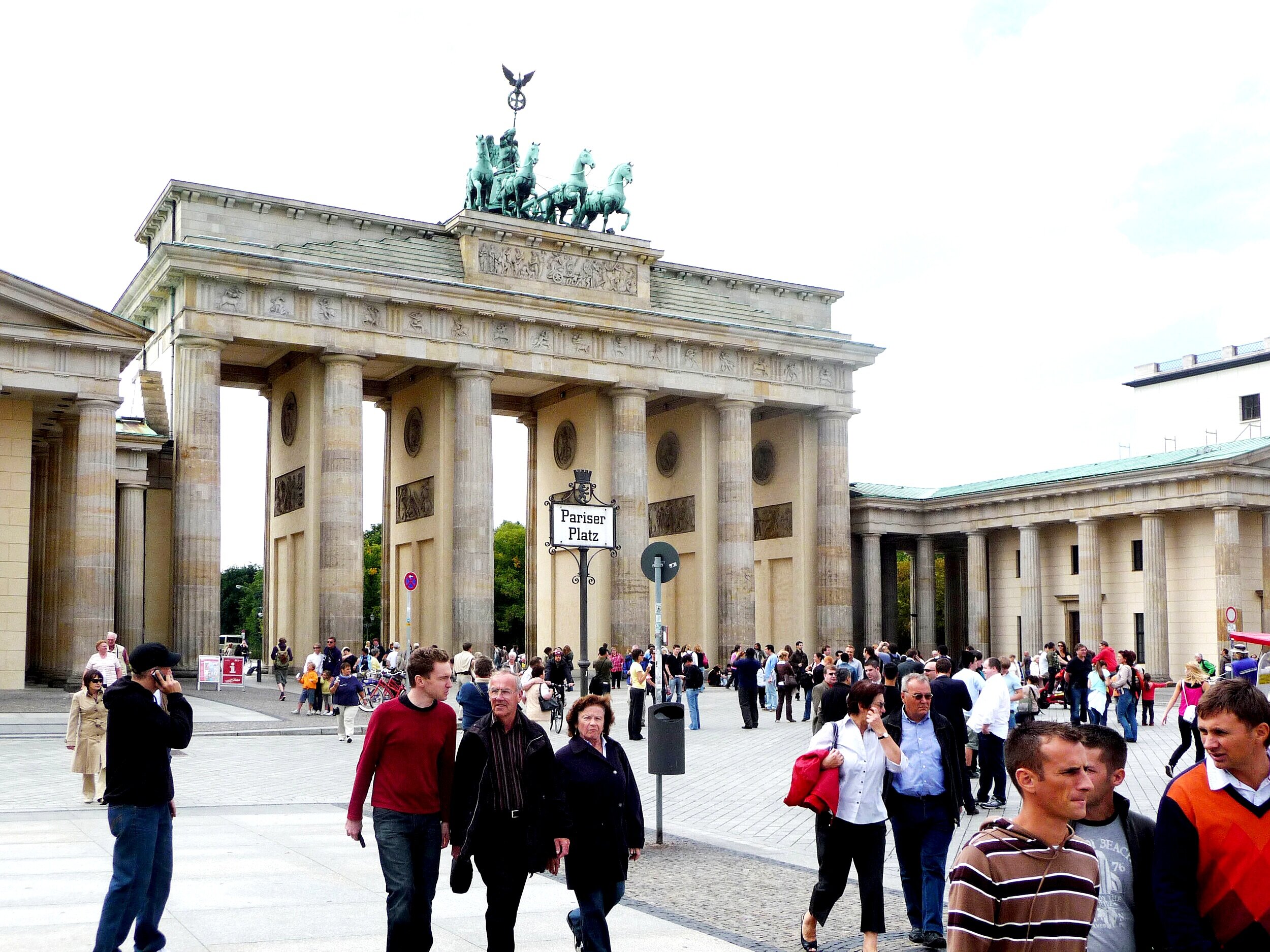 Brandenburger+Tor+RT.jpg